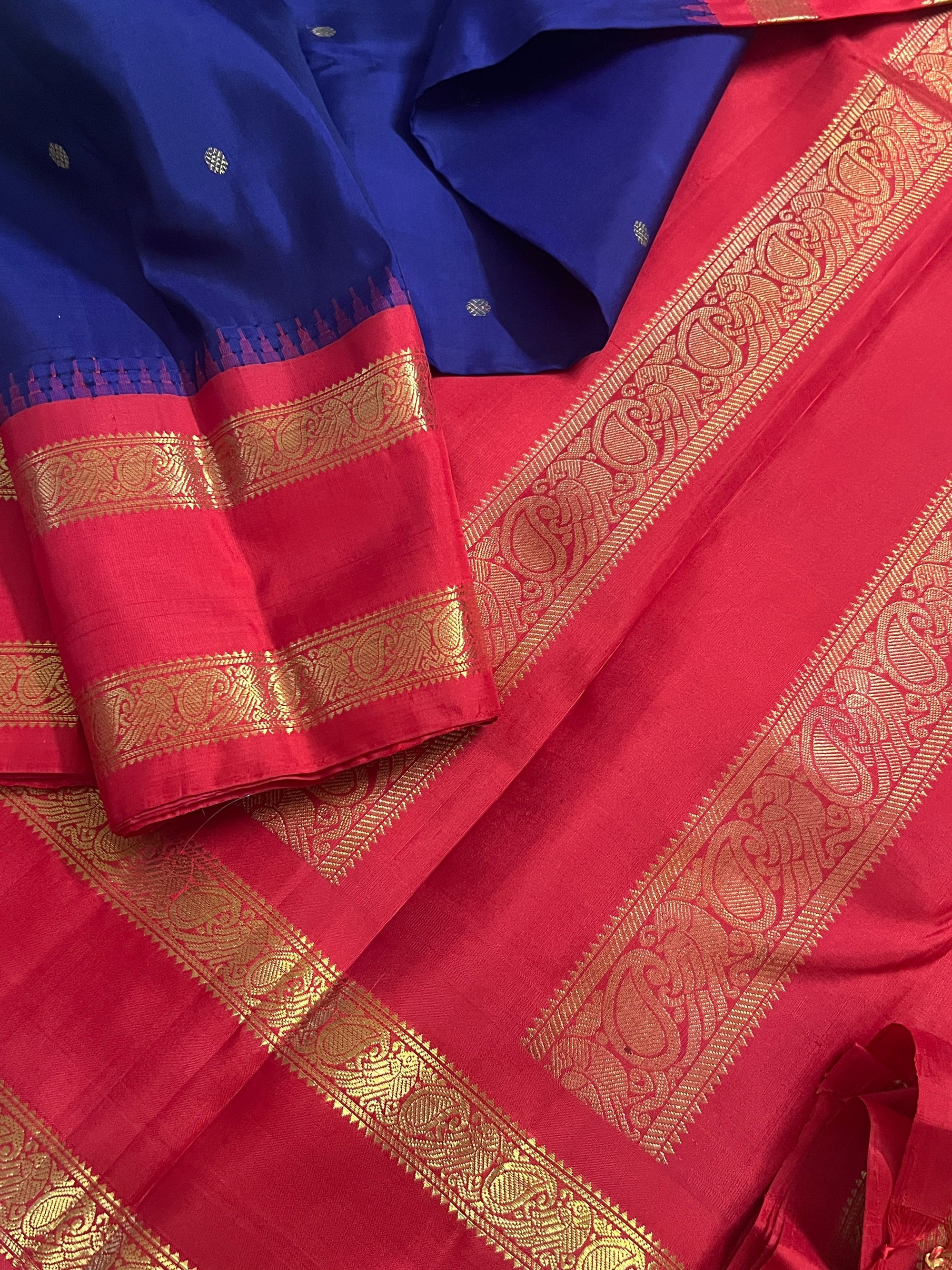 PAZHAMAI: VINTAGE RECREATED KANJIVARAMS