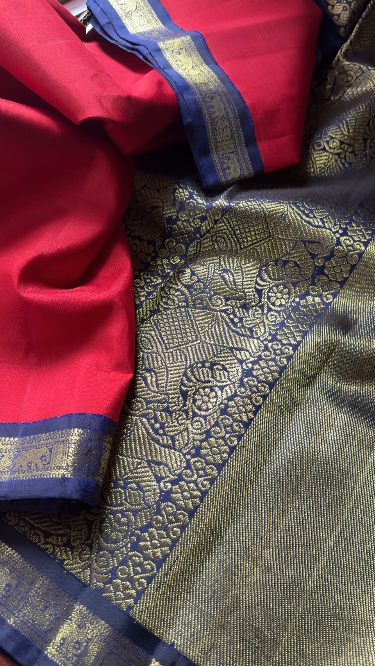 MAATHEY: MOTHER'S KANJIVARAM