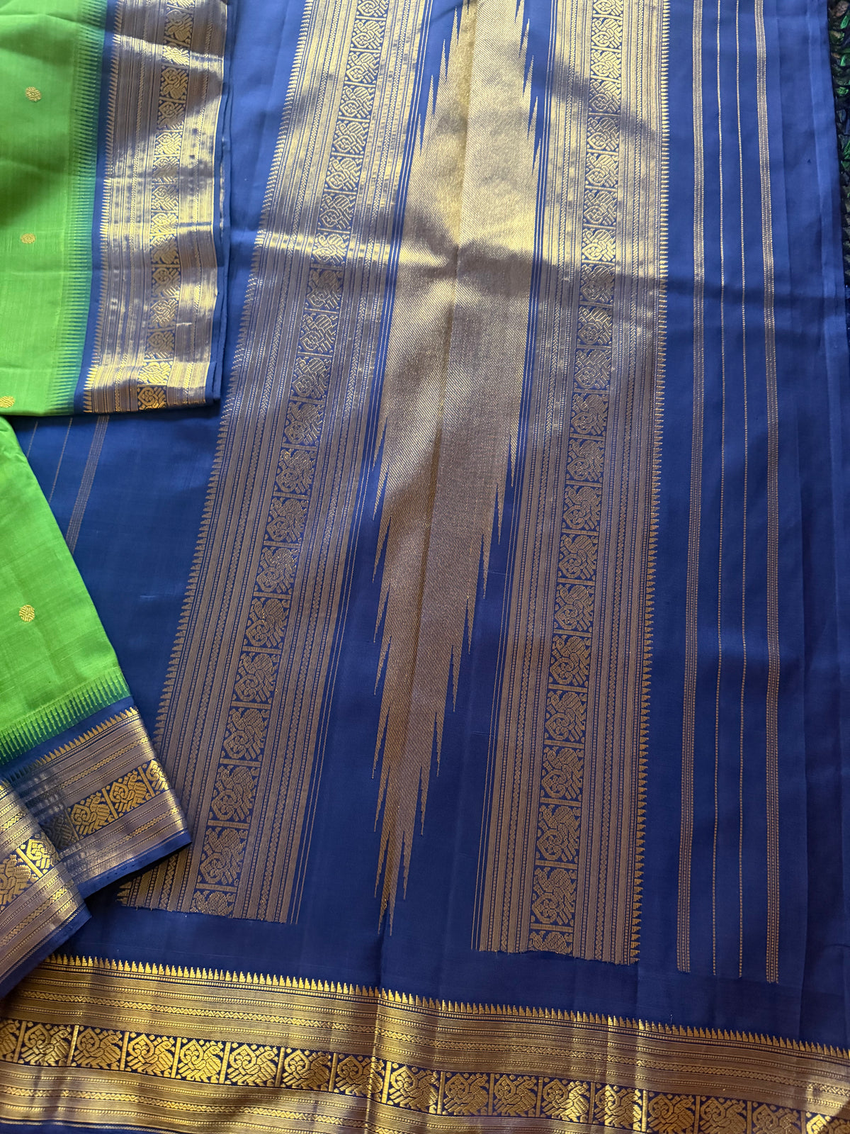 MYTHILI: Alli Green + Navy blue