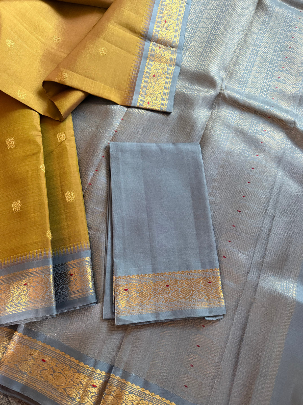 MYTHILI : Vintage Kanjivaram (Olive Green &amp; Slate grey)