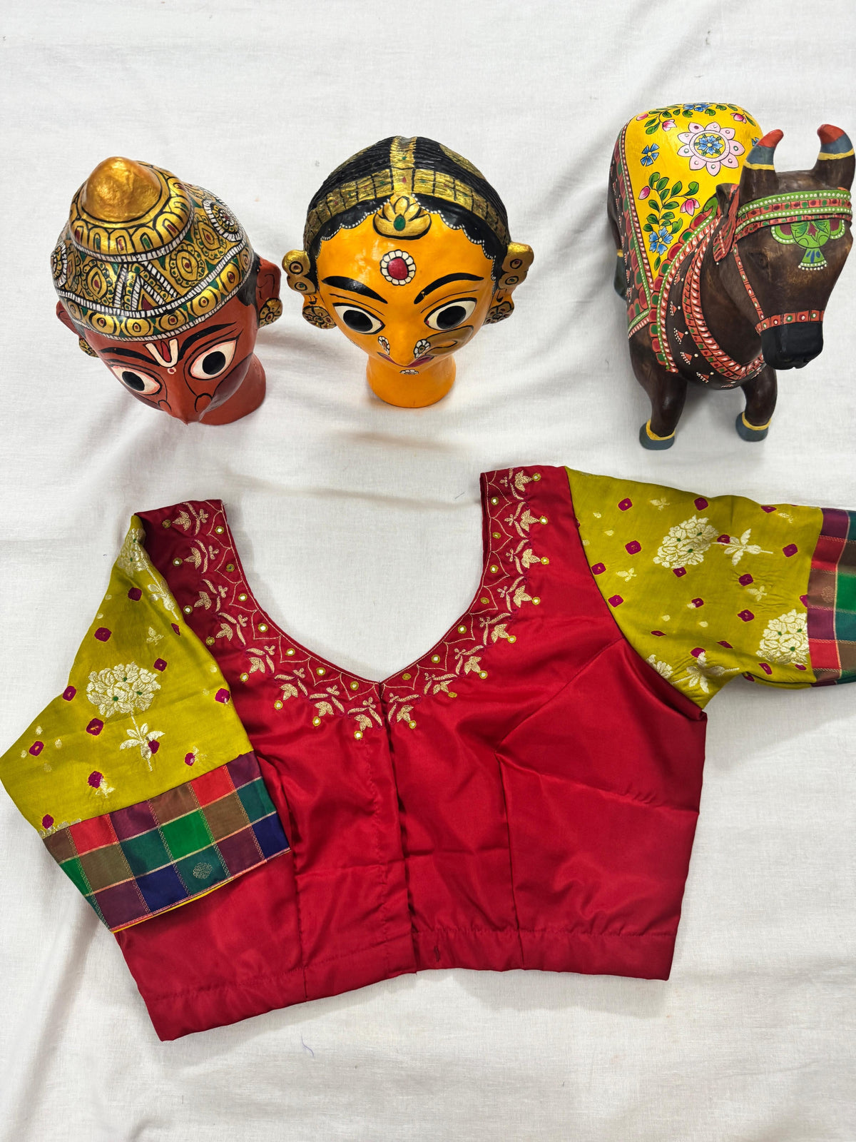 Handcrafted Ready to Wear Blouse : Kanjivaram Silk (Red)