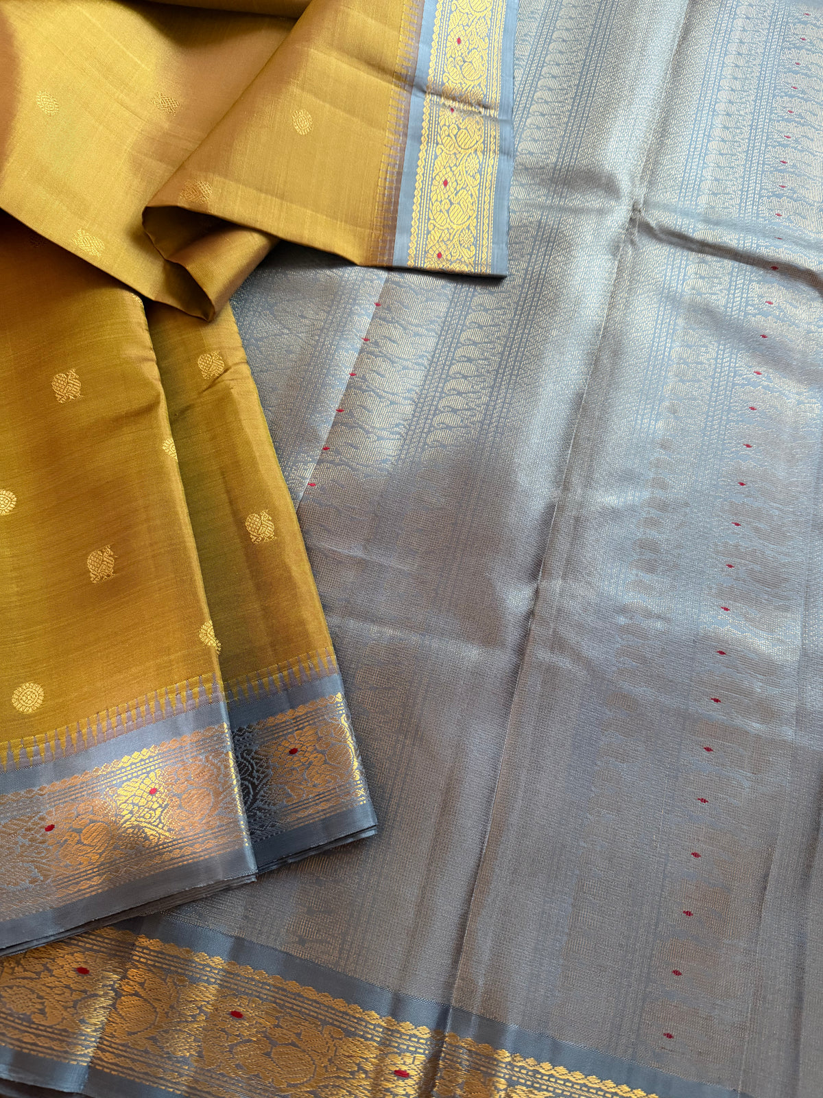 MYTHILI : Vintage Kanjivaram (Olive Green &amp; Slate grey)
