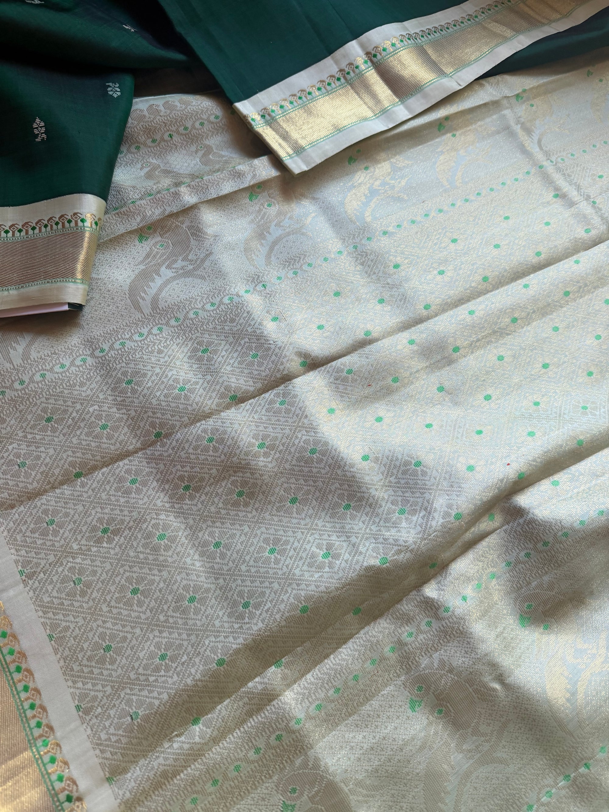 Korvai  Kanjivaram - Vintage Recreation Saree 