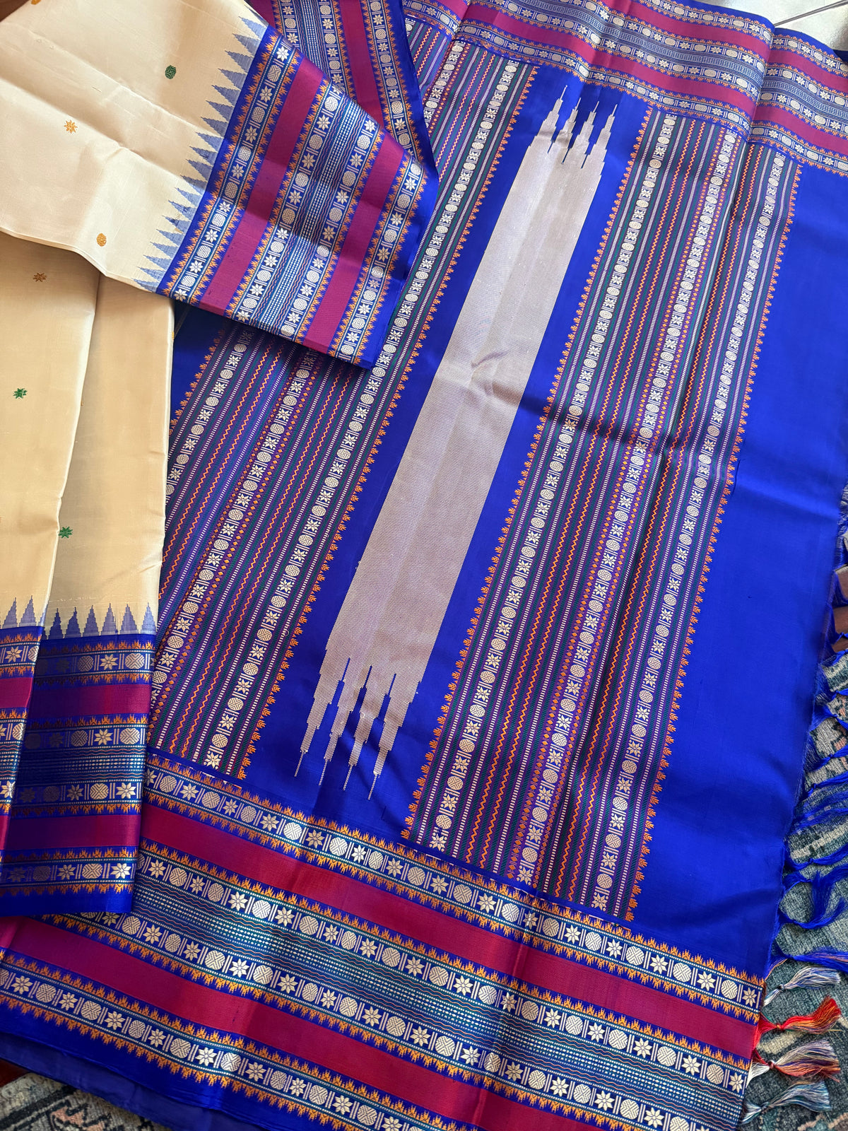No Zari Kanjivaram Silk : Ivory  &amp; Blue
