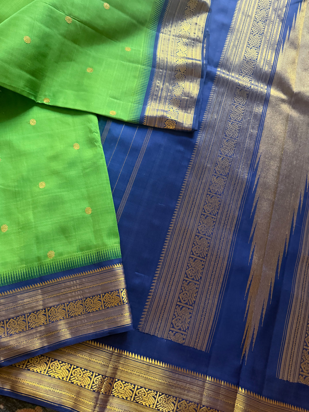 MYTHILI: Alli Green + Navy blue