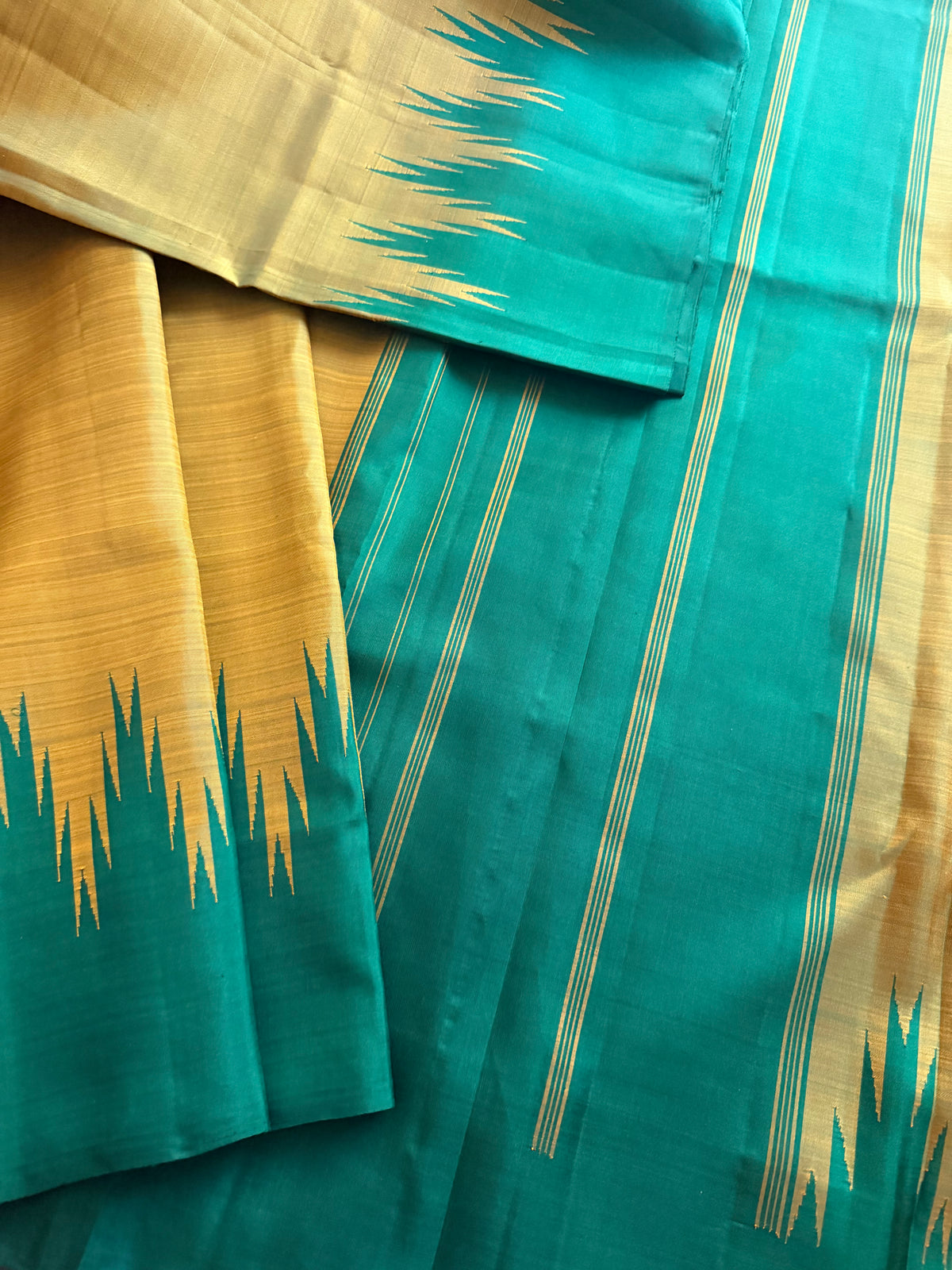 No Zari  Kanjivaram Silk : Thalampoo borders