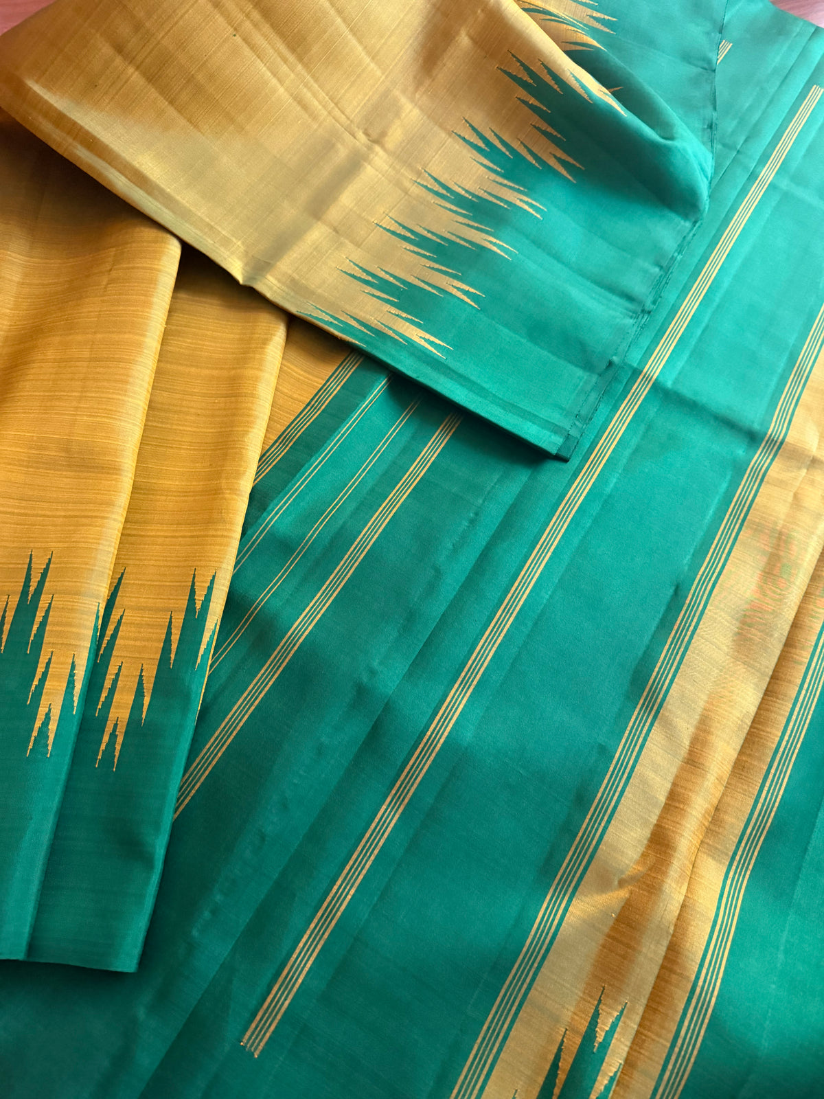 No Zari  Kanjivaram Silk : Thalampoo borders
