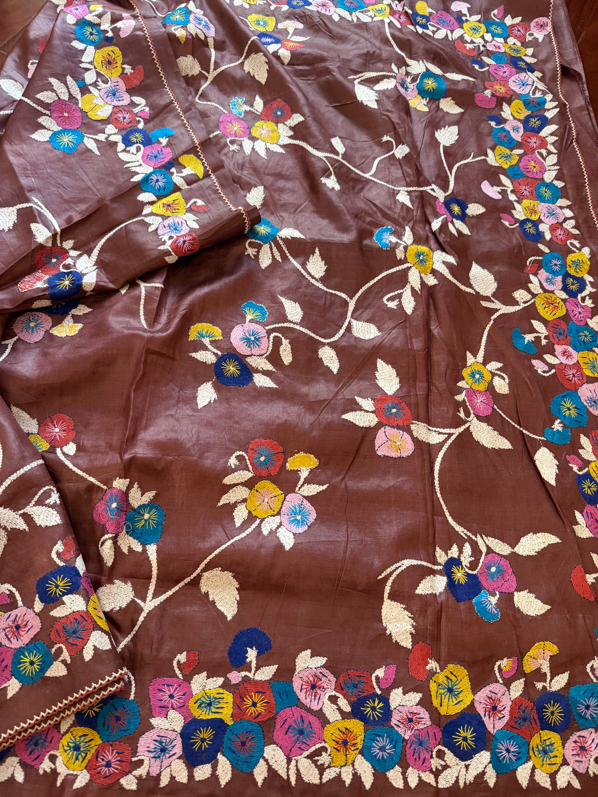 VRIKSHA : SIGNATURE KANTHA ON TUSSAR