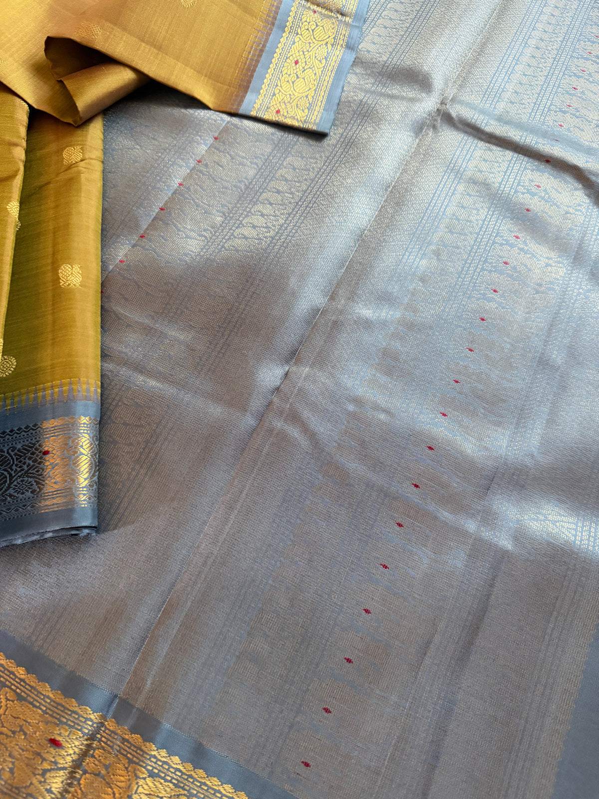MYTHILI : Vintage Kanjivaram (Olive Green &amp; Slate grey)