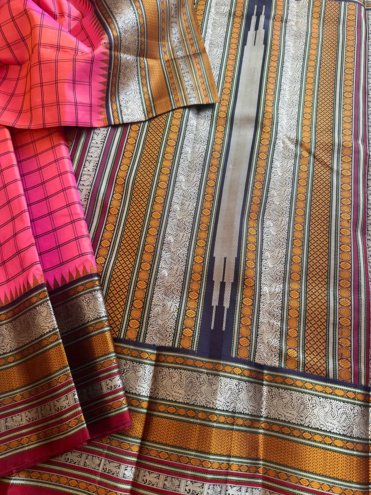 No Zari Kanjivaram Silk : Kanakambaram &amp; Aubergine