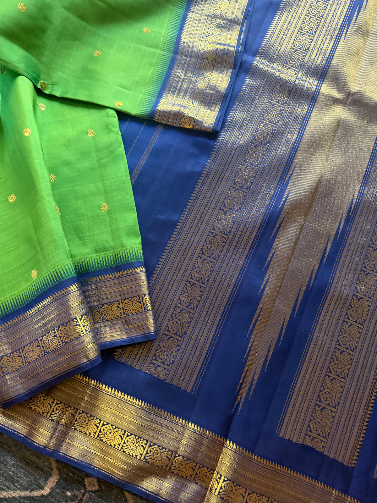MYTHILI: Alli Green + Navy blue