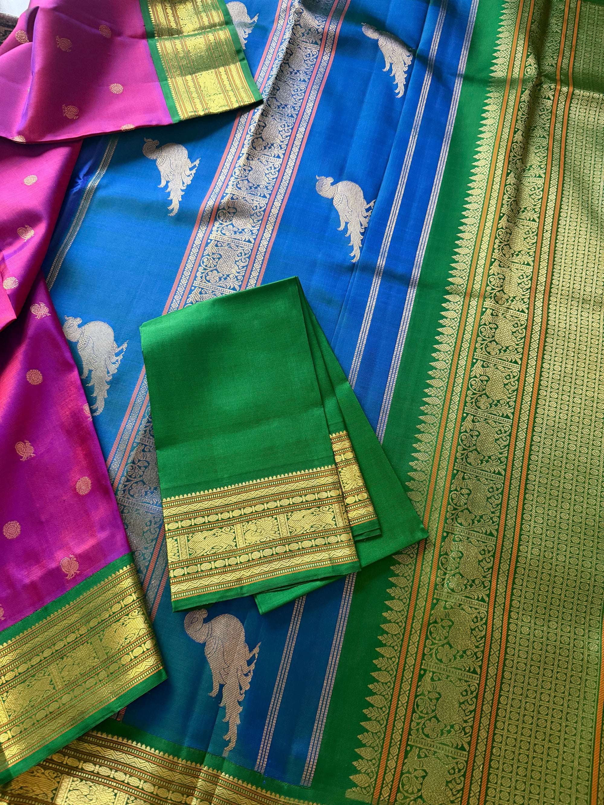 MYTHILI: 2 color pallu