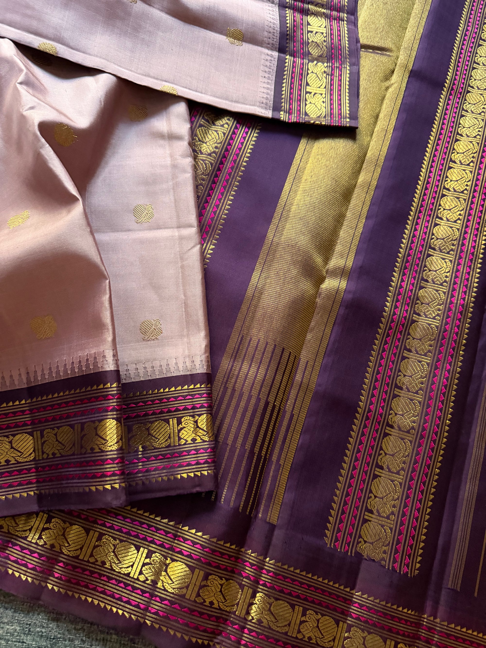 MAATHEY: Oil Lavender and Plum