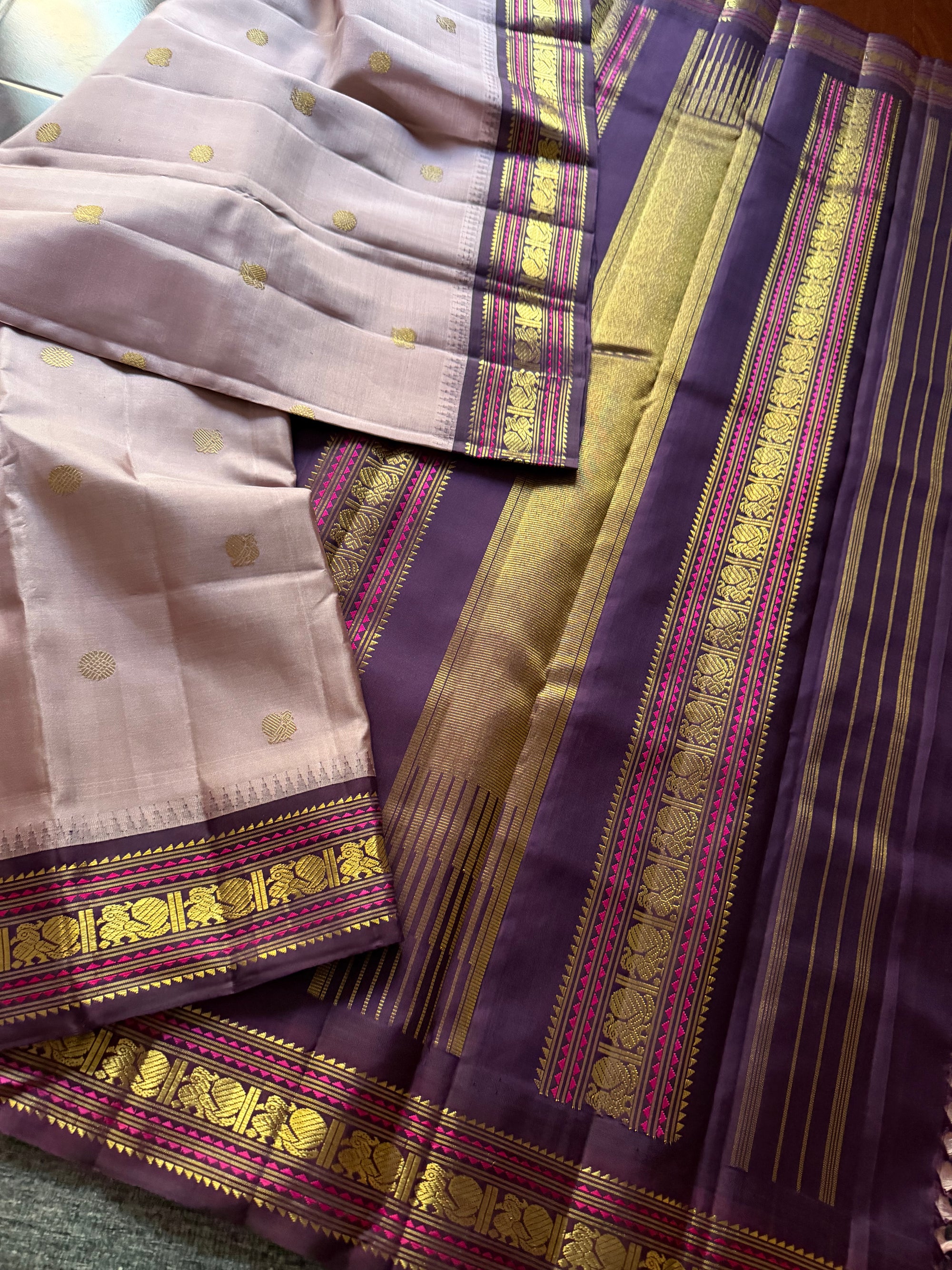 MAATHEY: Oil Lavender and Plum