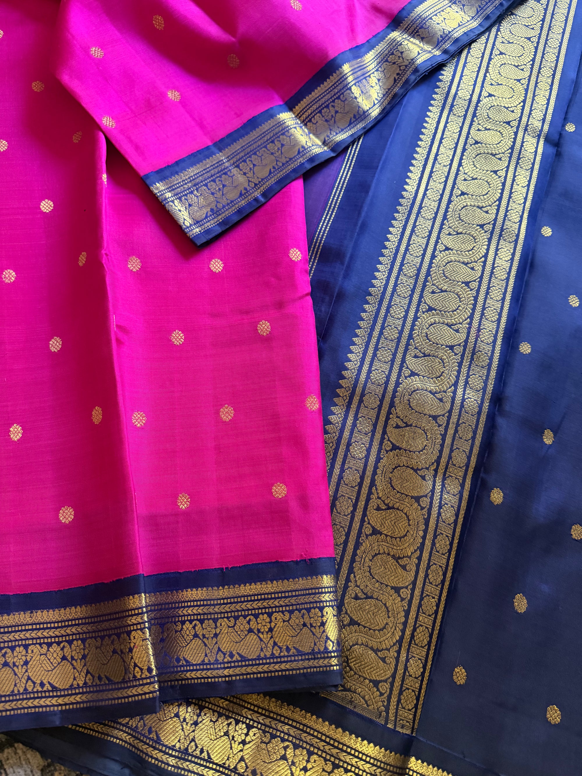 MAATHEY: Small border Kanjivaram Silk (Pattu roja pink)