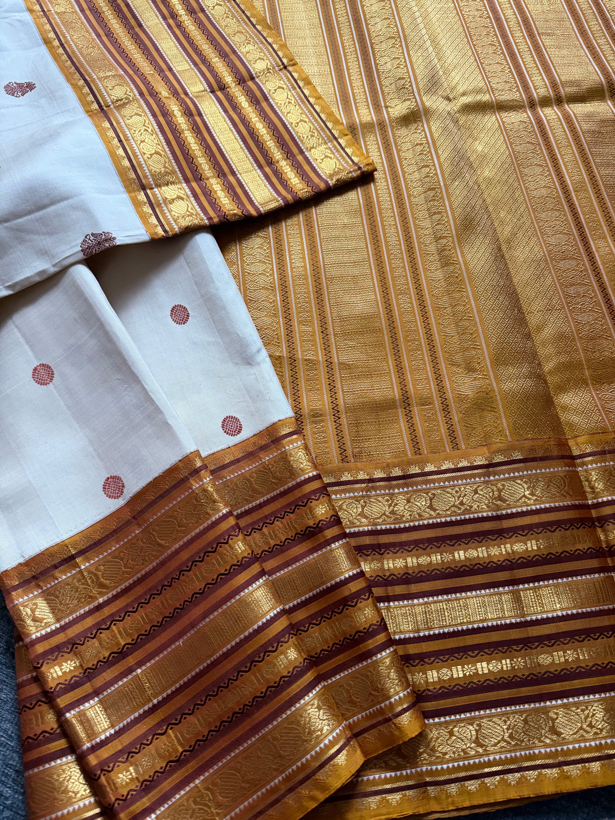 MYTHILI:  Kumaran + Chandanam
