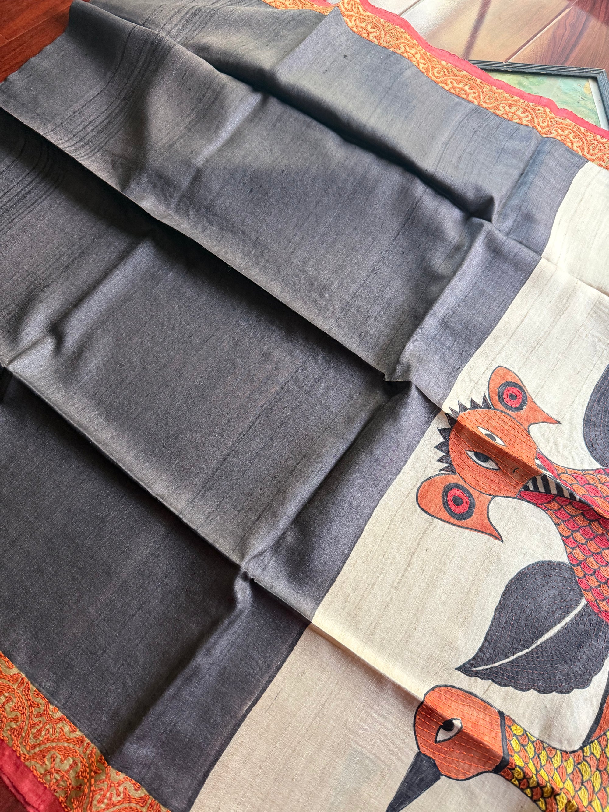 Kamaniya Kantha : Handcrafted DUPPATTA in Tussar