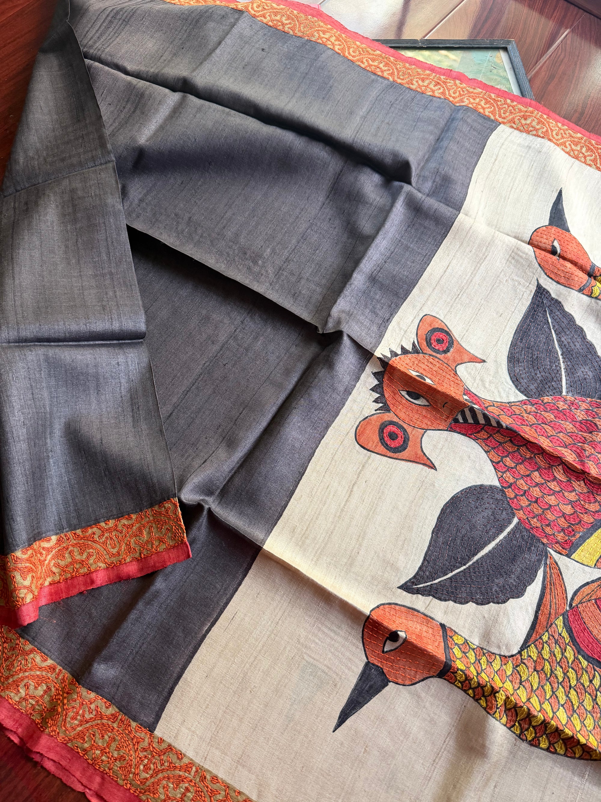 Kamaniya Kantha : Handcrafted DUPPATTA in Tussar