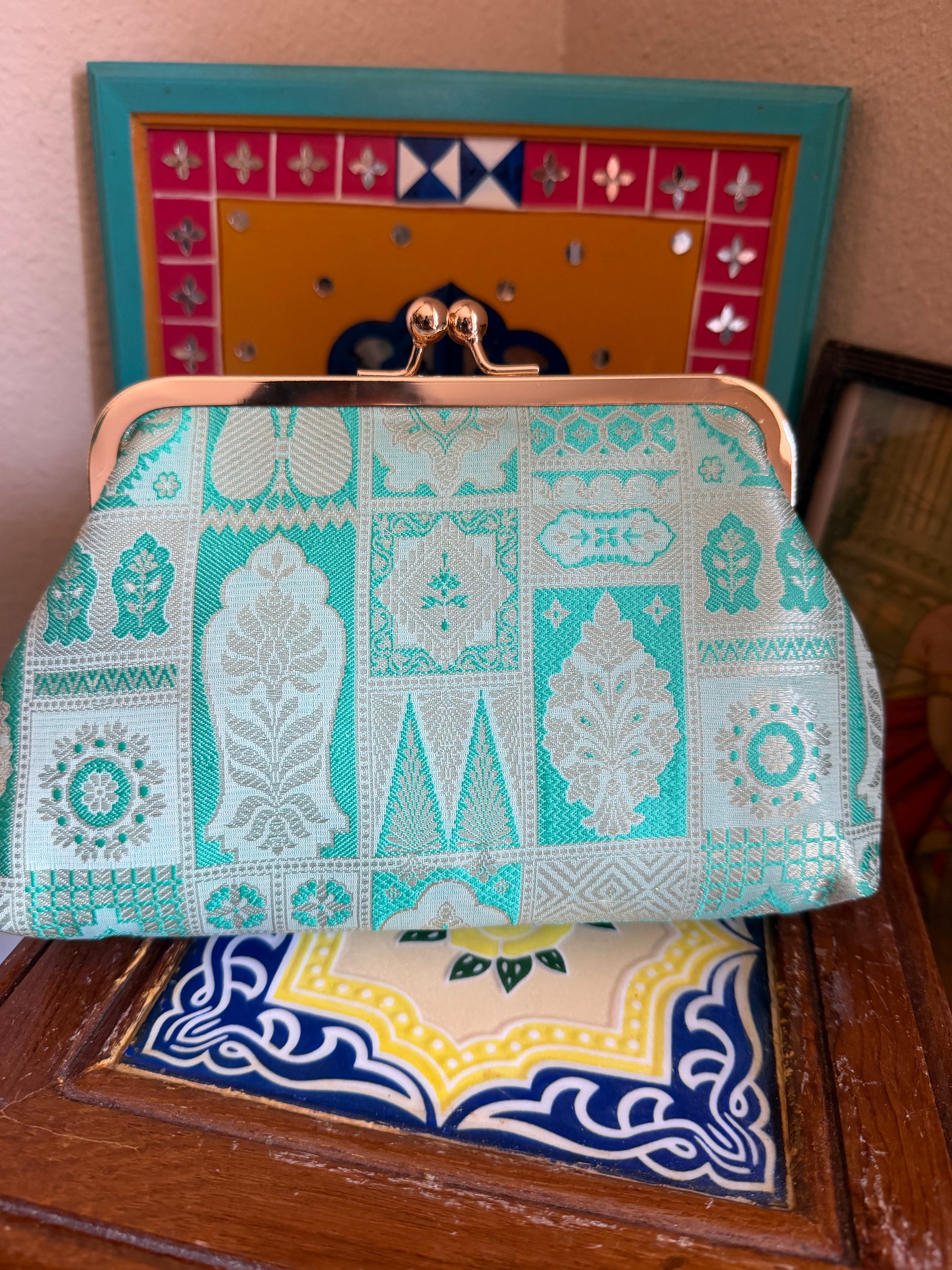 CLUTCH : Benarasi Brocade in Silk