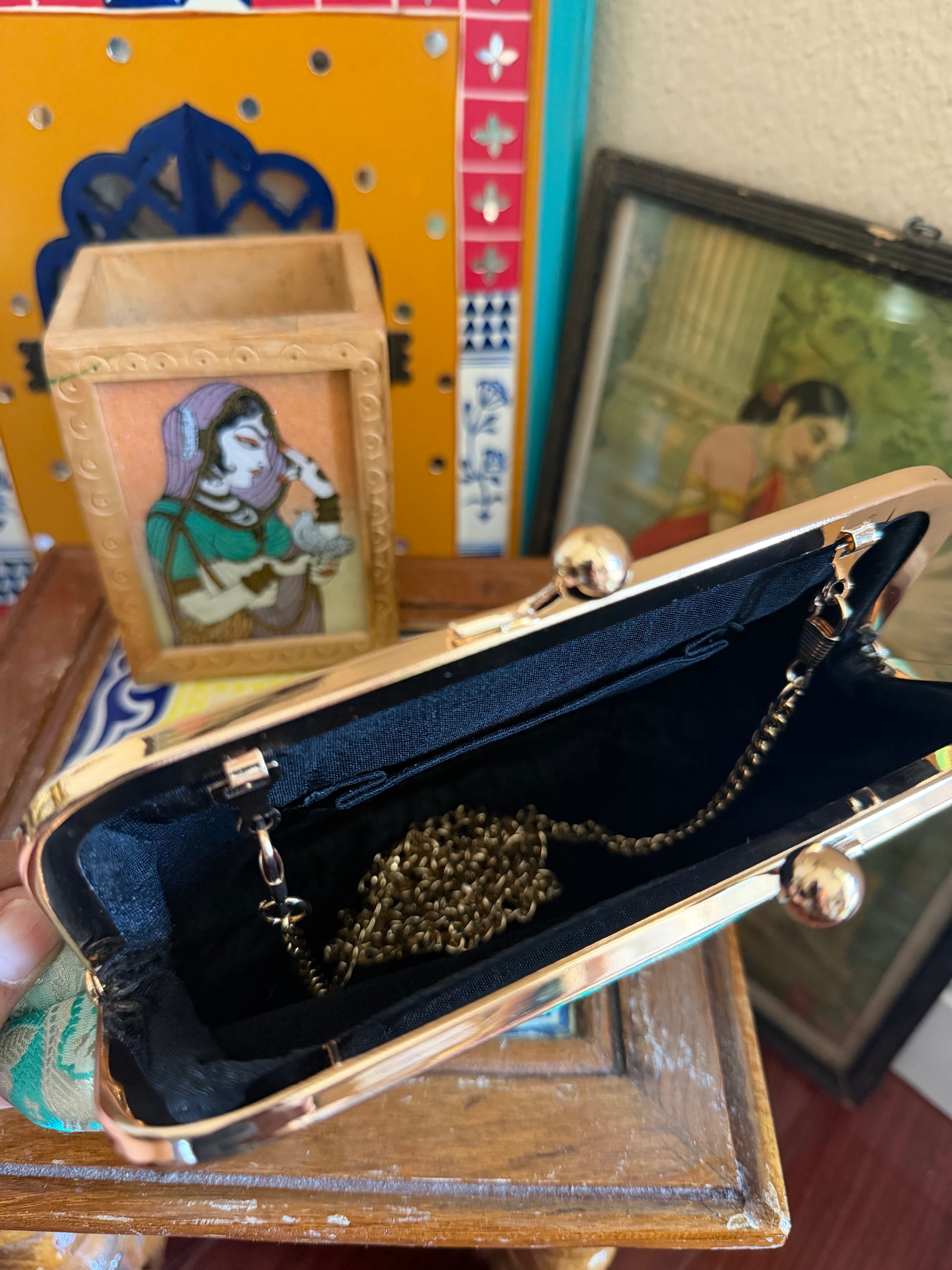 CLUTCH : Benarasi Brocade in Silk