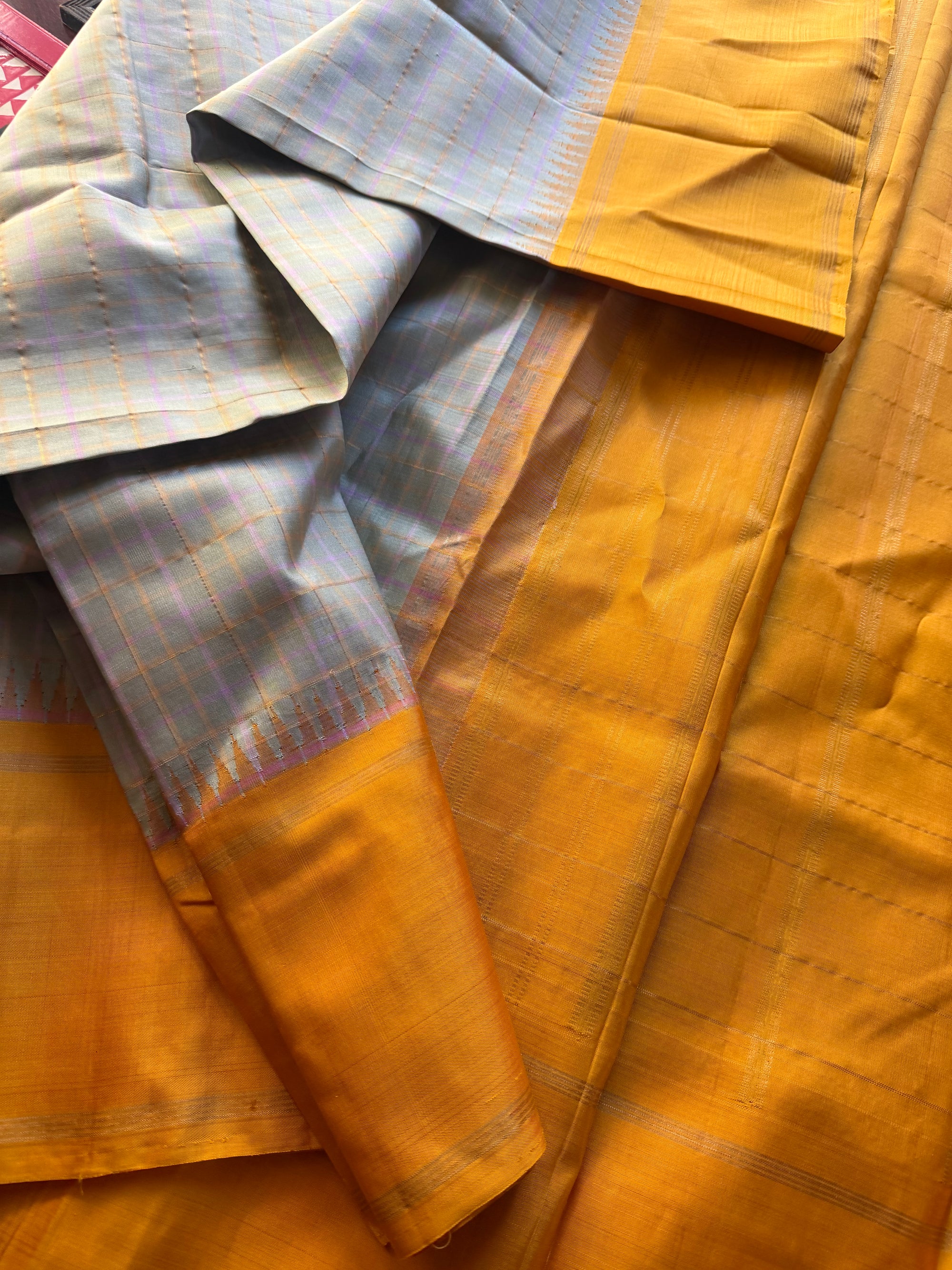 PROJECT KATTAM COLLECTIVE : Kattam with Bodi borders