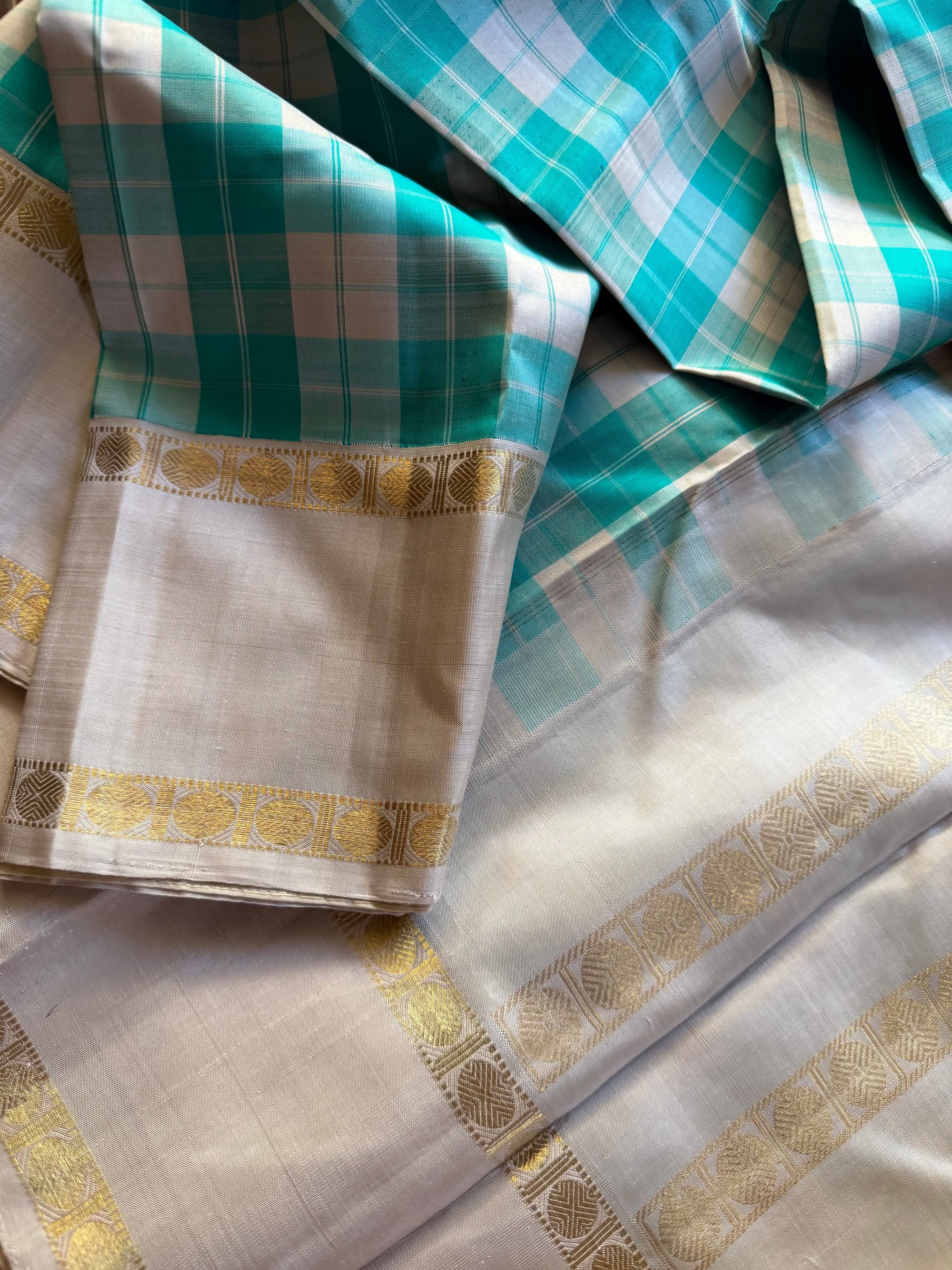 PROJECT KATTAM COLLECTIVE : Kattam with Bodi borders