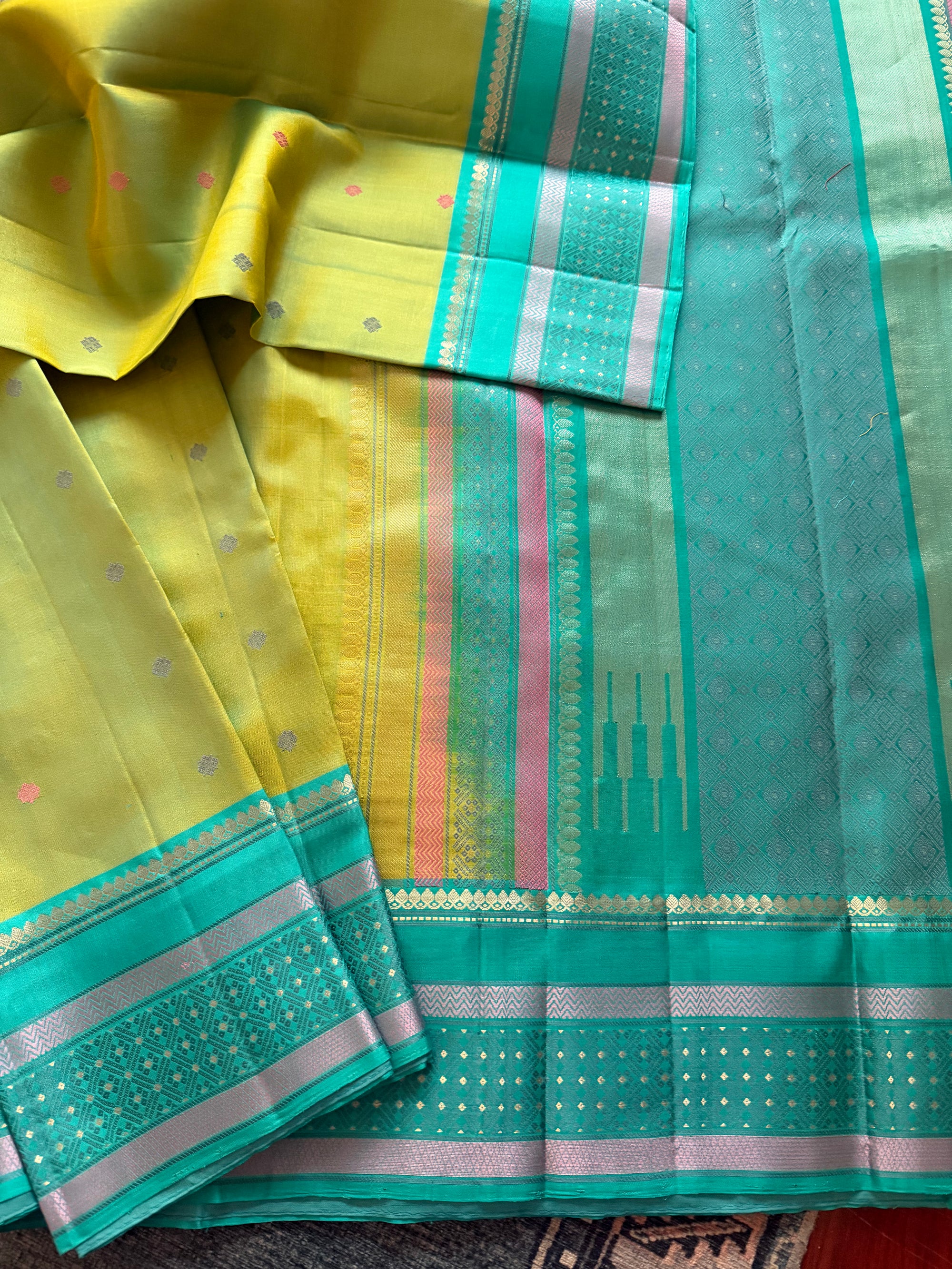 No Zari Kanjivaram Soft Silk
