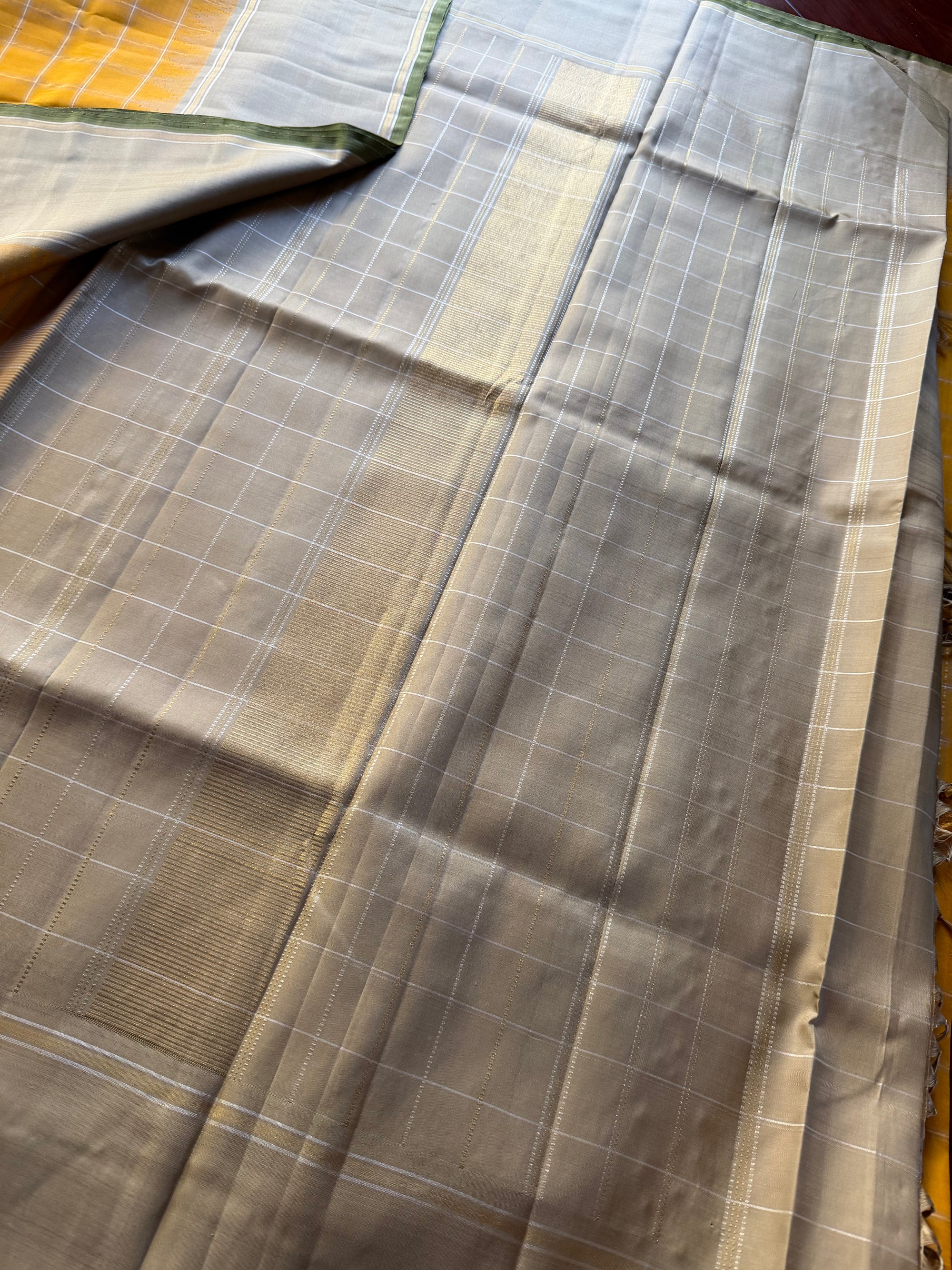 PROJECT KATTAM COLLECTIVE : Kattam with Bodi borders