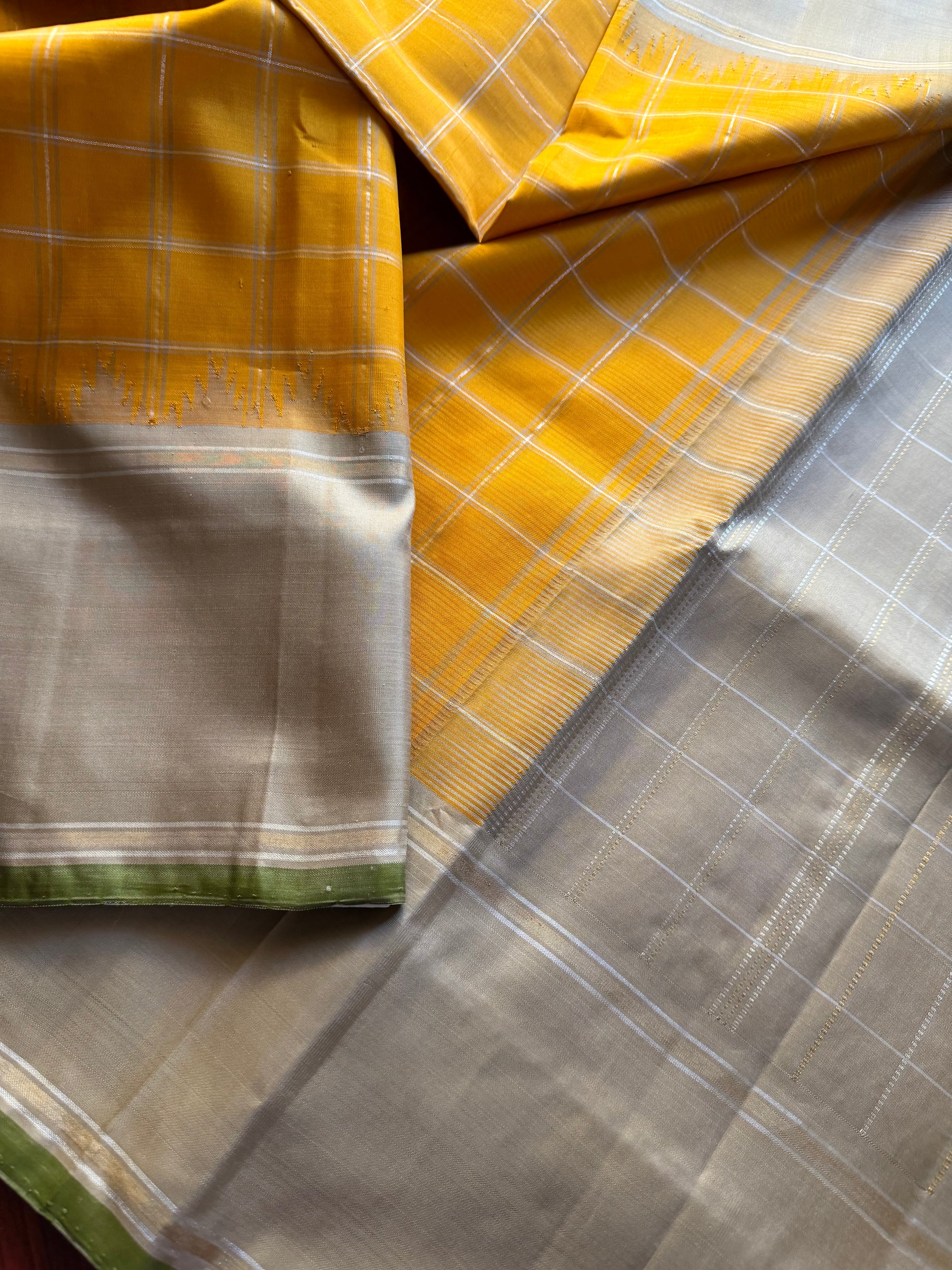 PROJECT KATTAM COLLECTIVE : Kattam with Bodi borders