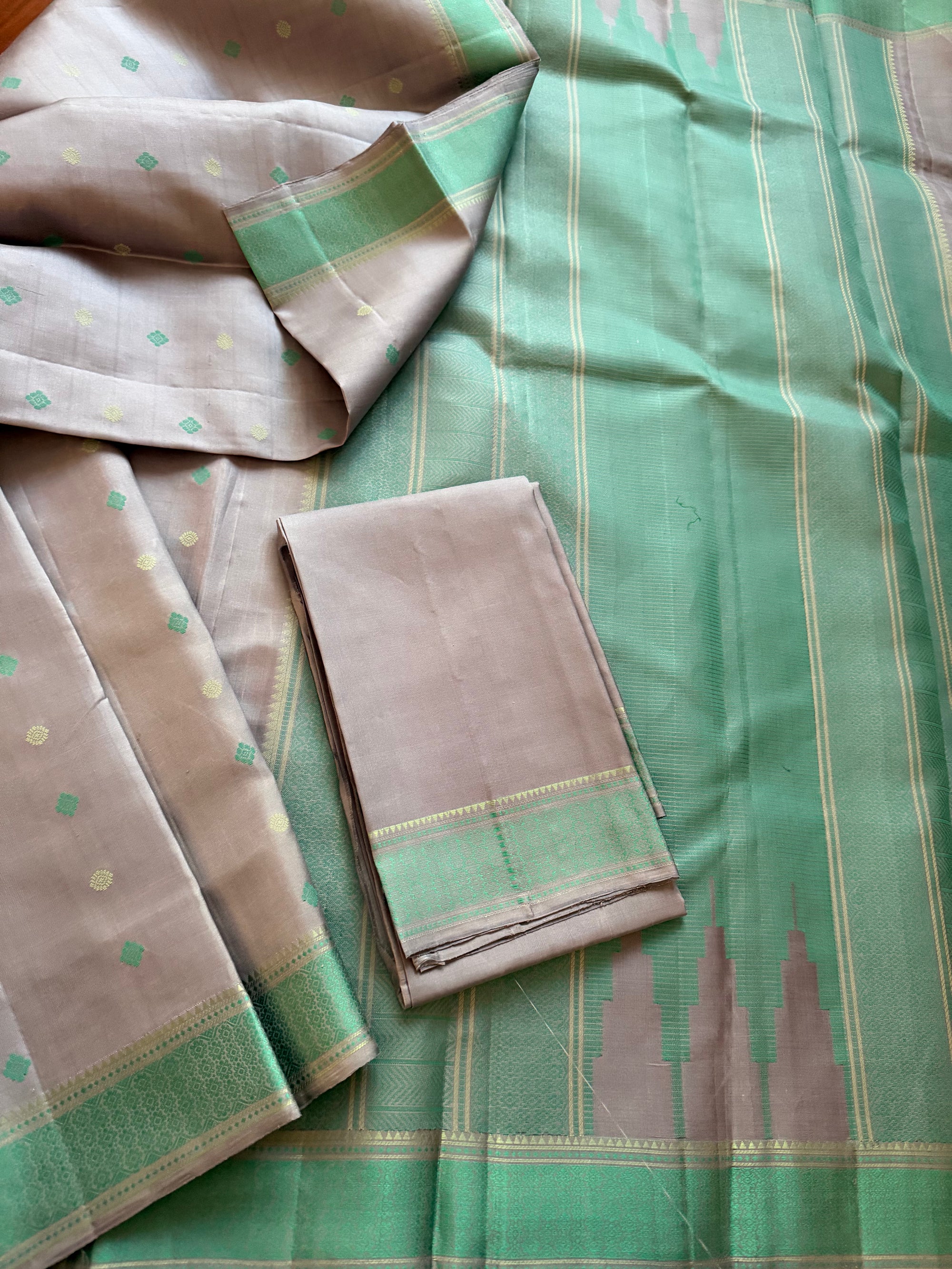 No Zari Kanjivaram Soft Silk