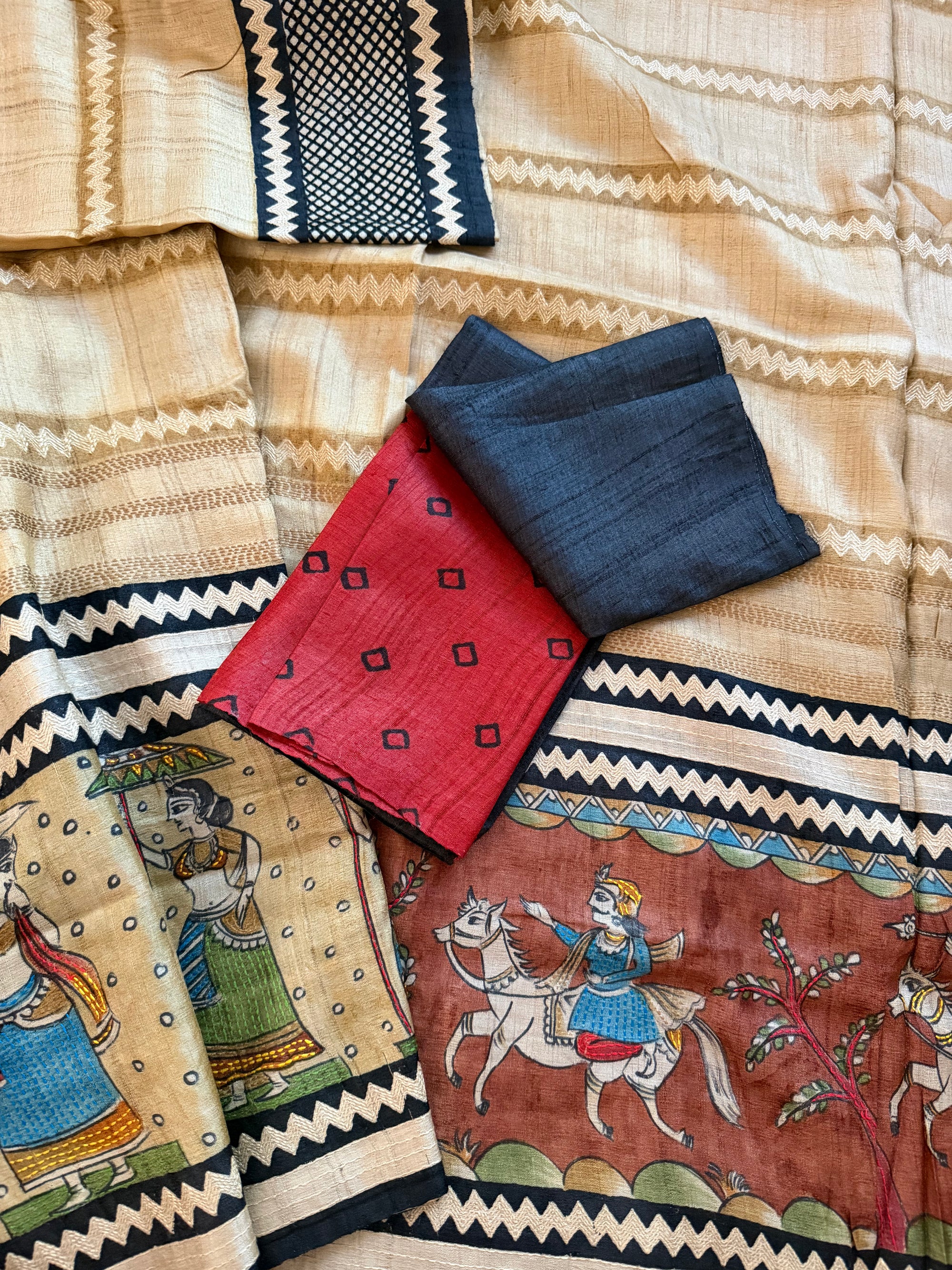 Kamaniya Kantha : Handcrafted Tussar