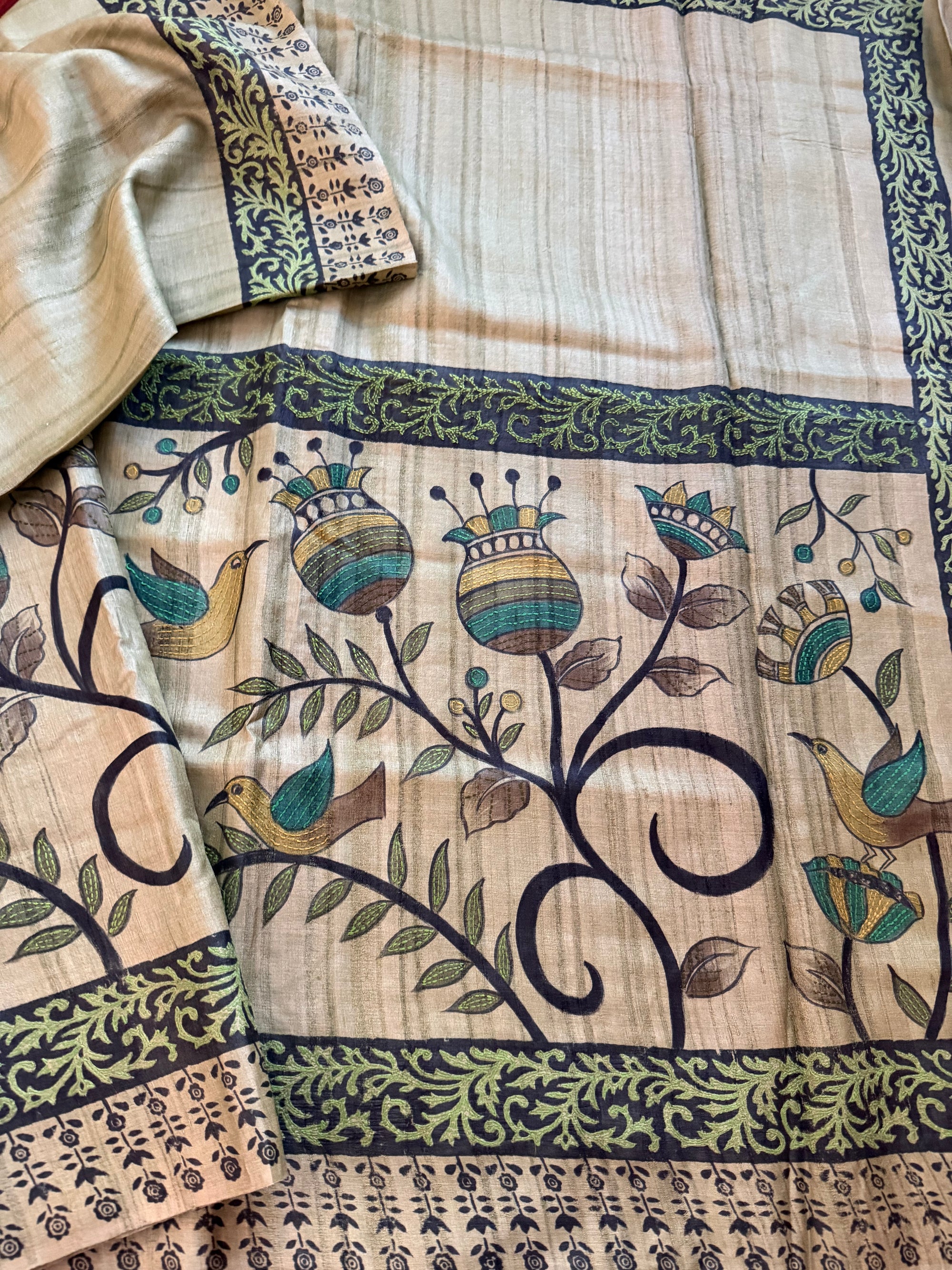 Kamaniya Kantha : Handcrafted Tussar