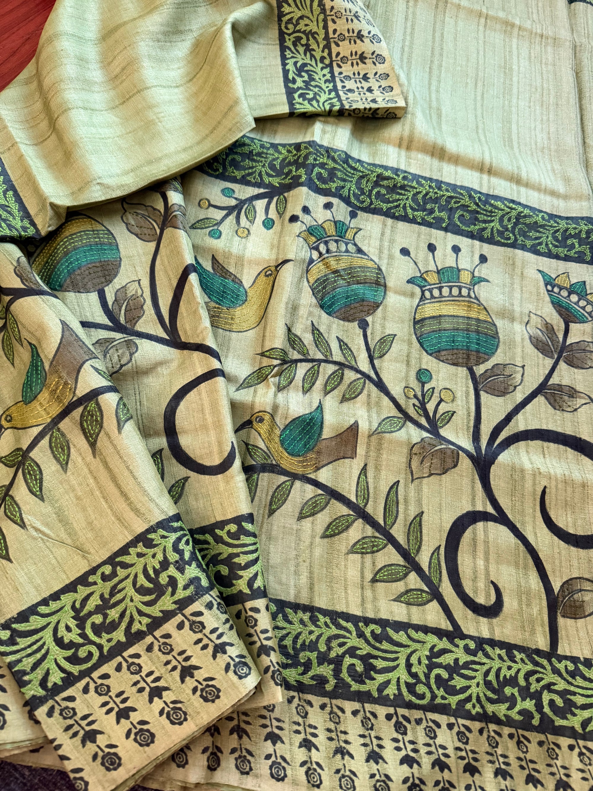 Kamaniya Kantha : Handcrafted Tussar