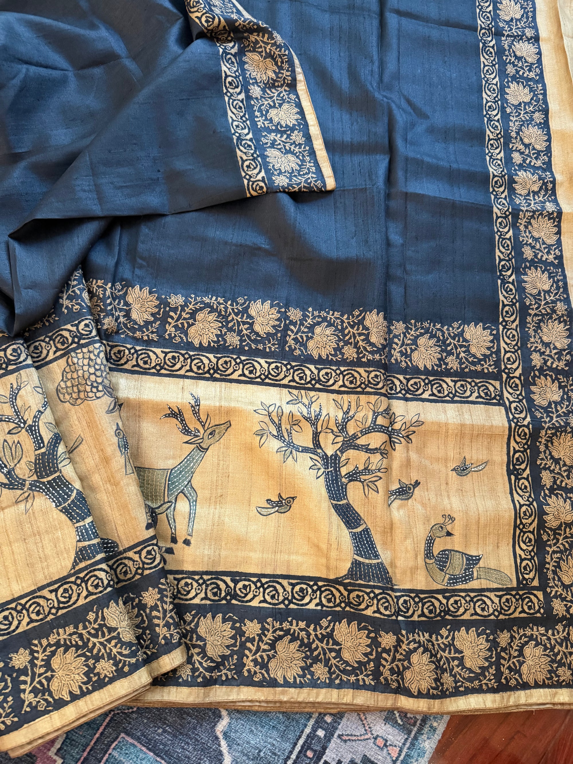 Kamaniya Kantha : Handcrafted Tussar