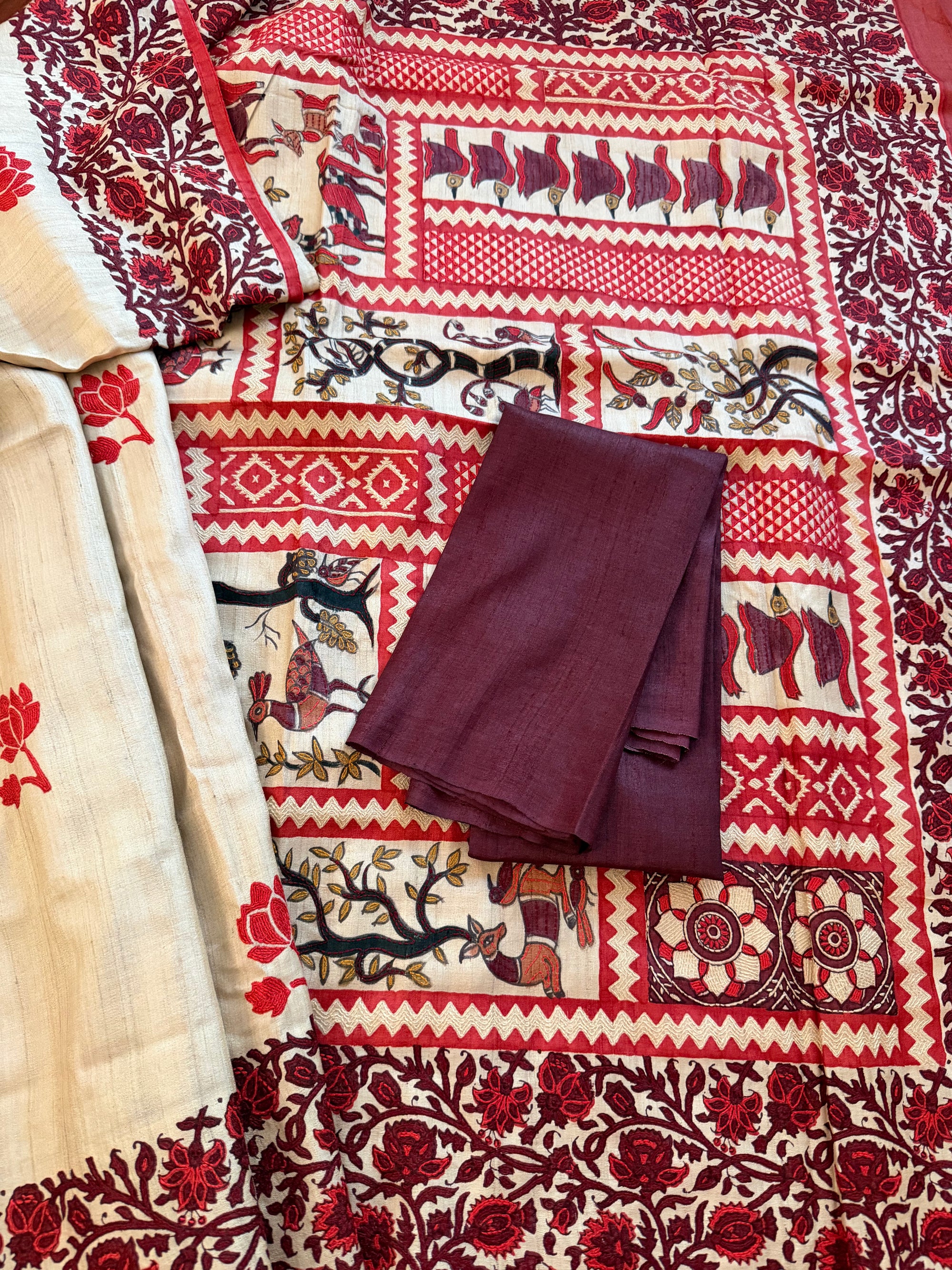 Kamaniya Kantha : Handcrafted Tussar