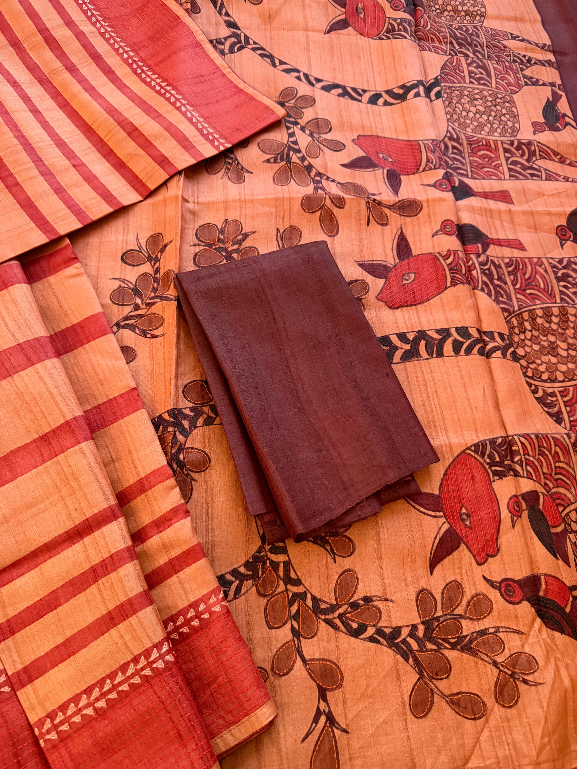 Kamaniya Kantha : Handcrafted Tussar