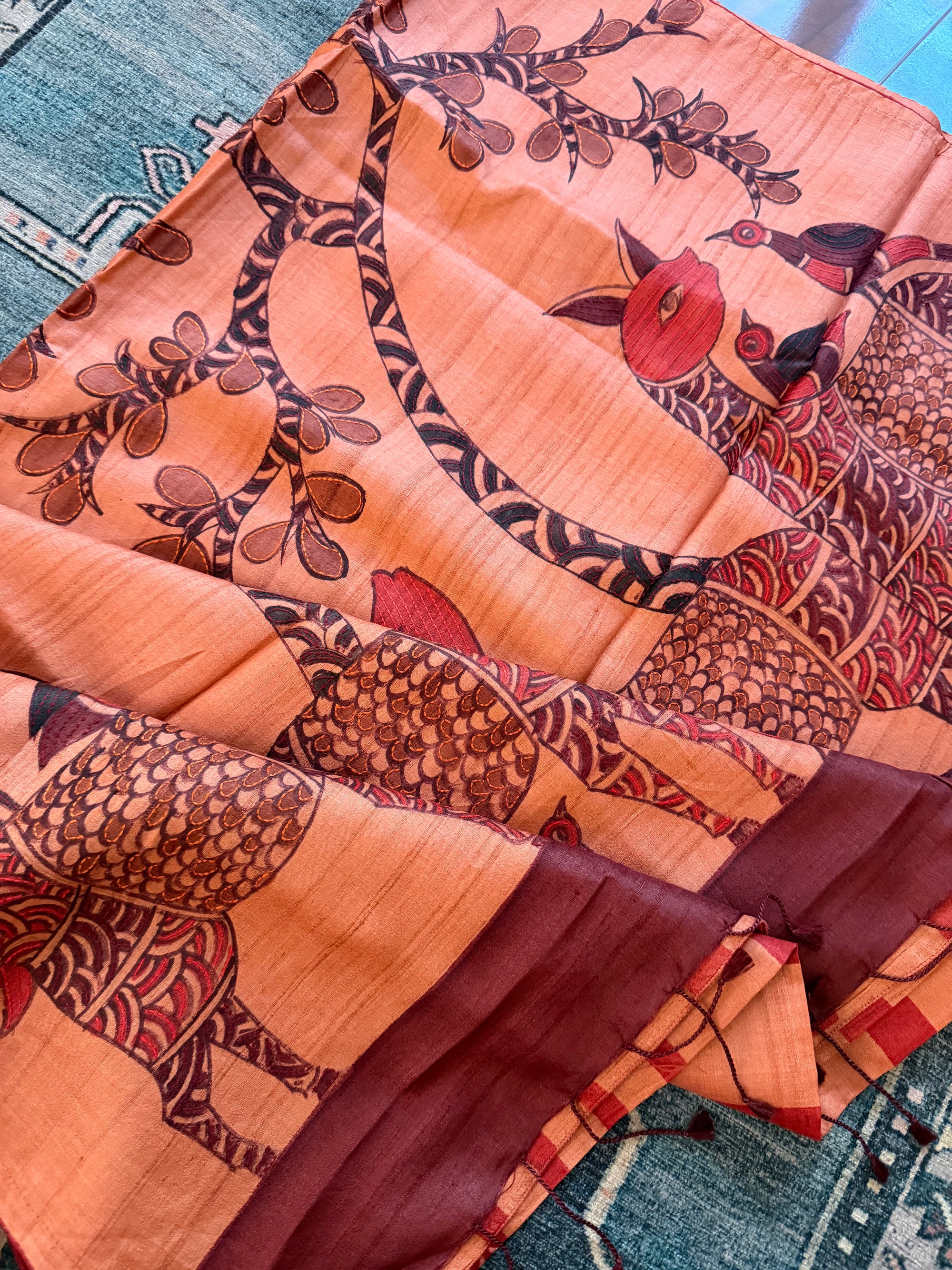Kamaniya Kantha : Handcrafted Tussar