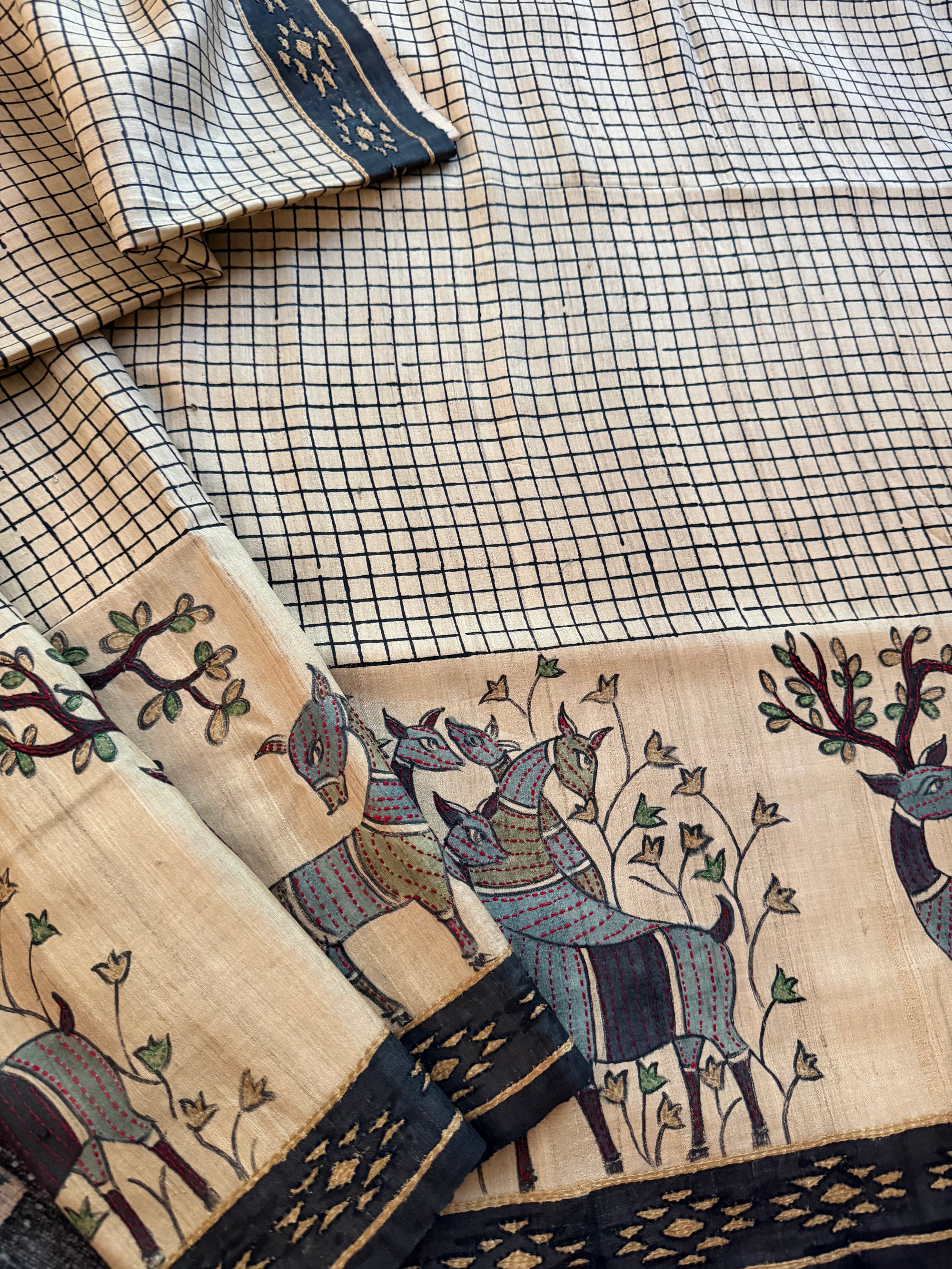 Kamaniya Kantha : Handcrafted Tussar