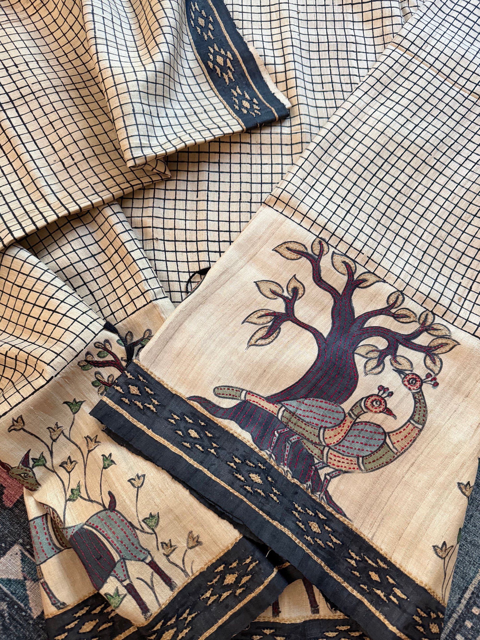 Kamaniya Kantha : Handcrafted Tussar
