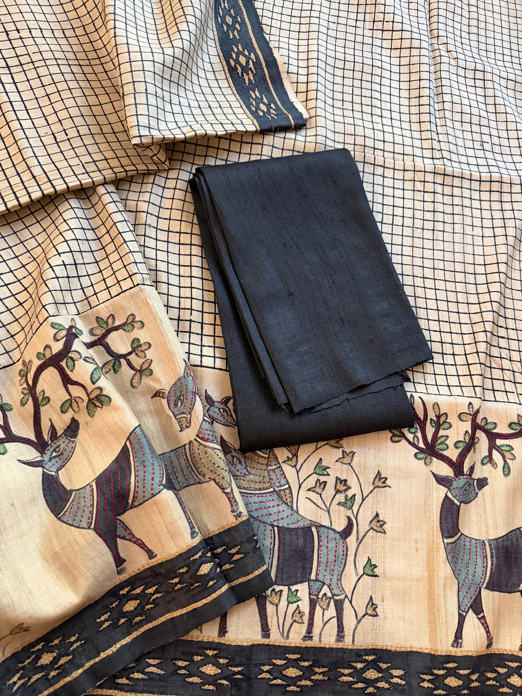 Kamaniya Kantha : Handcrafted Tussar