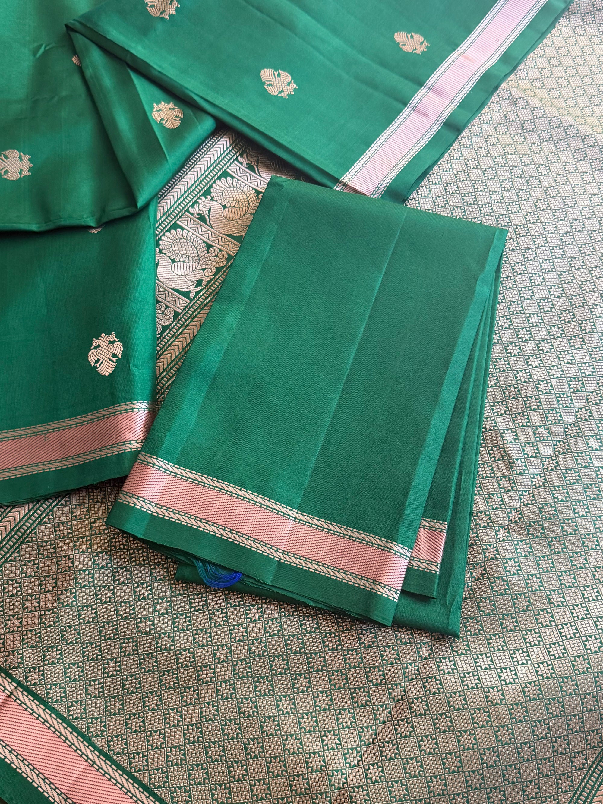 No Zari Korvai Kanjivaram Silk (Green)