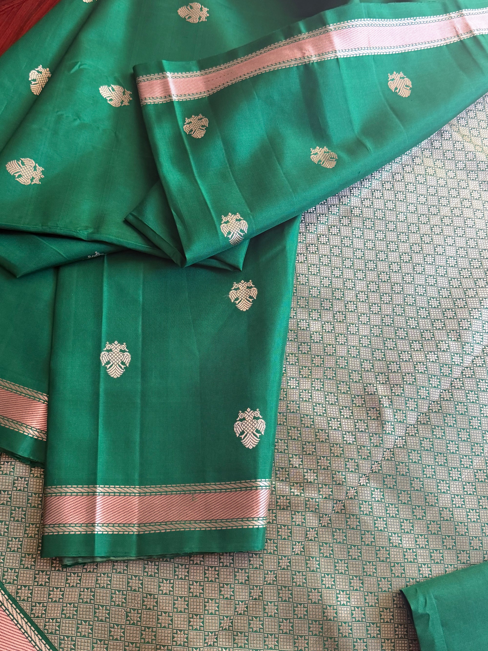 No Zari Korvai Kanjivaram Silk (Green)