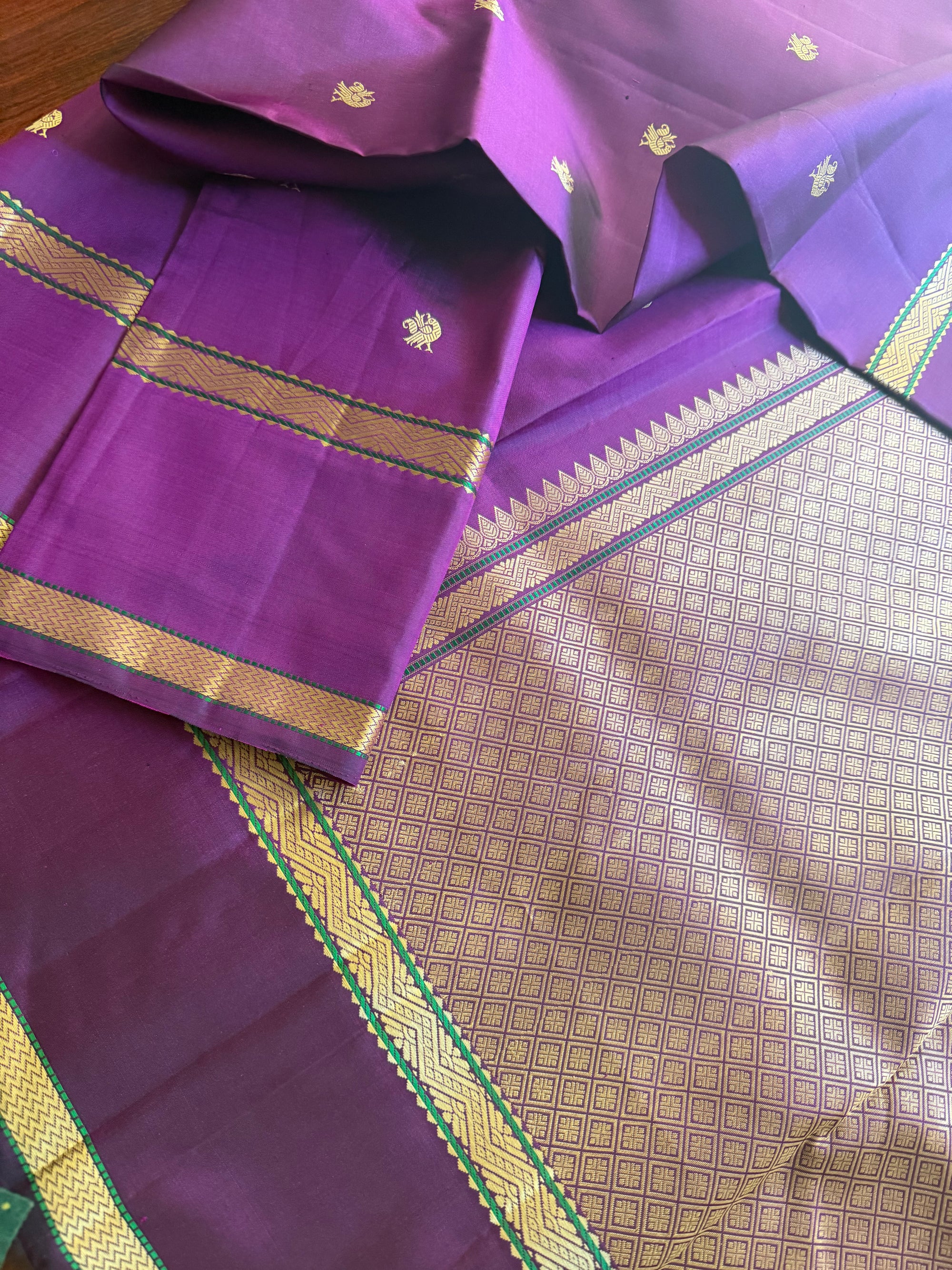 No Zari Korvai Kanjivaram Silk (Brinjal Purple)