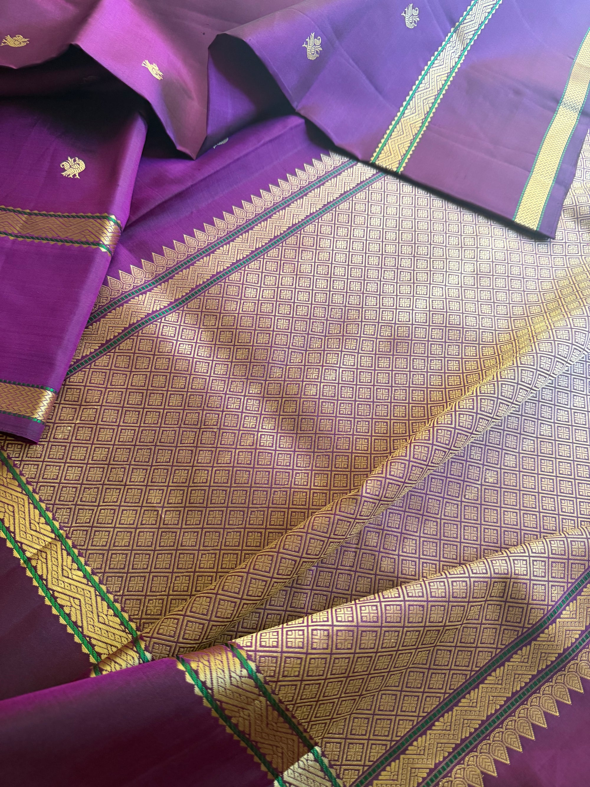 No Zari Korvai Kanjivaram Silk (Brinjal Purple)