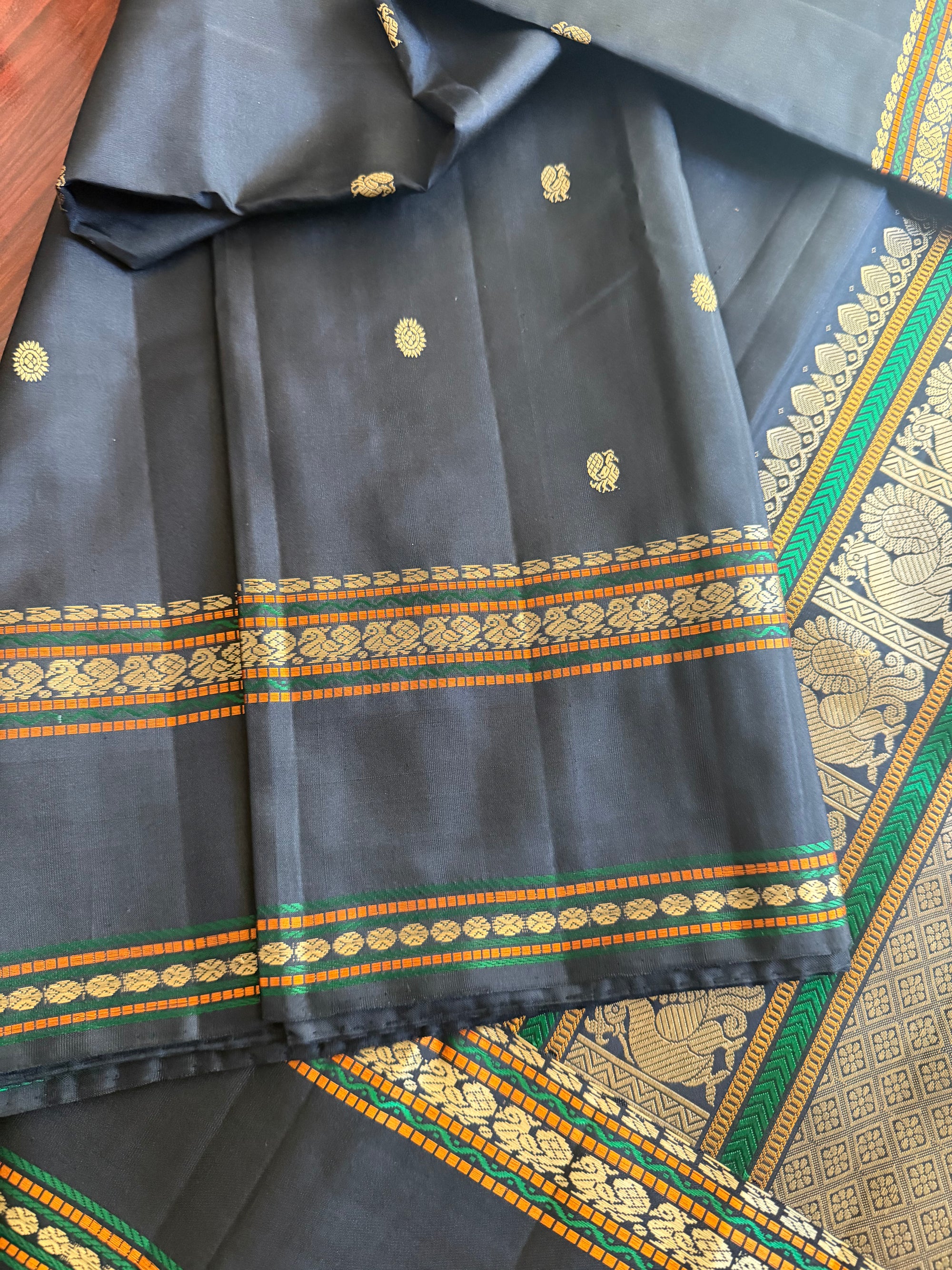 No Zari Korvai Kanjivaram Silk (Black)