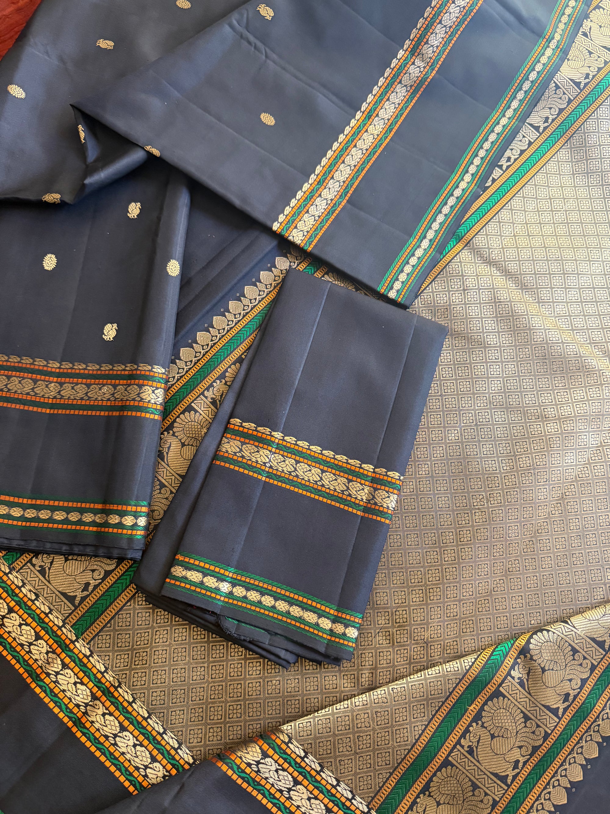 No Zari Korvai Kanjivaram Silk (Black)