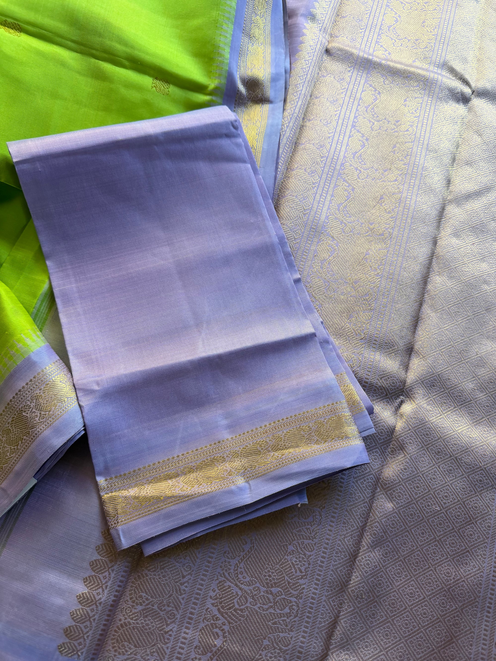 MAATHEY: SHADES OF GREEN (Liril Green)