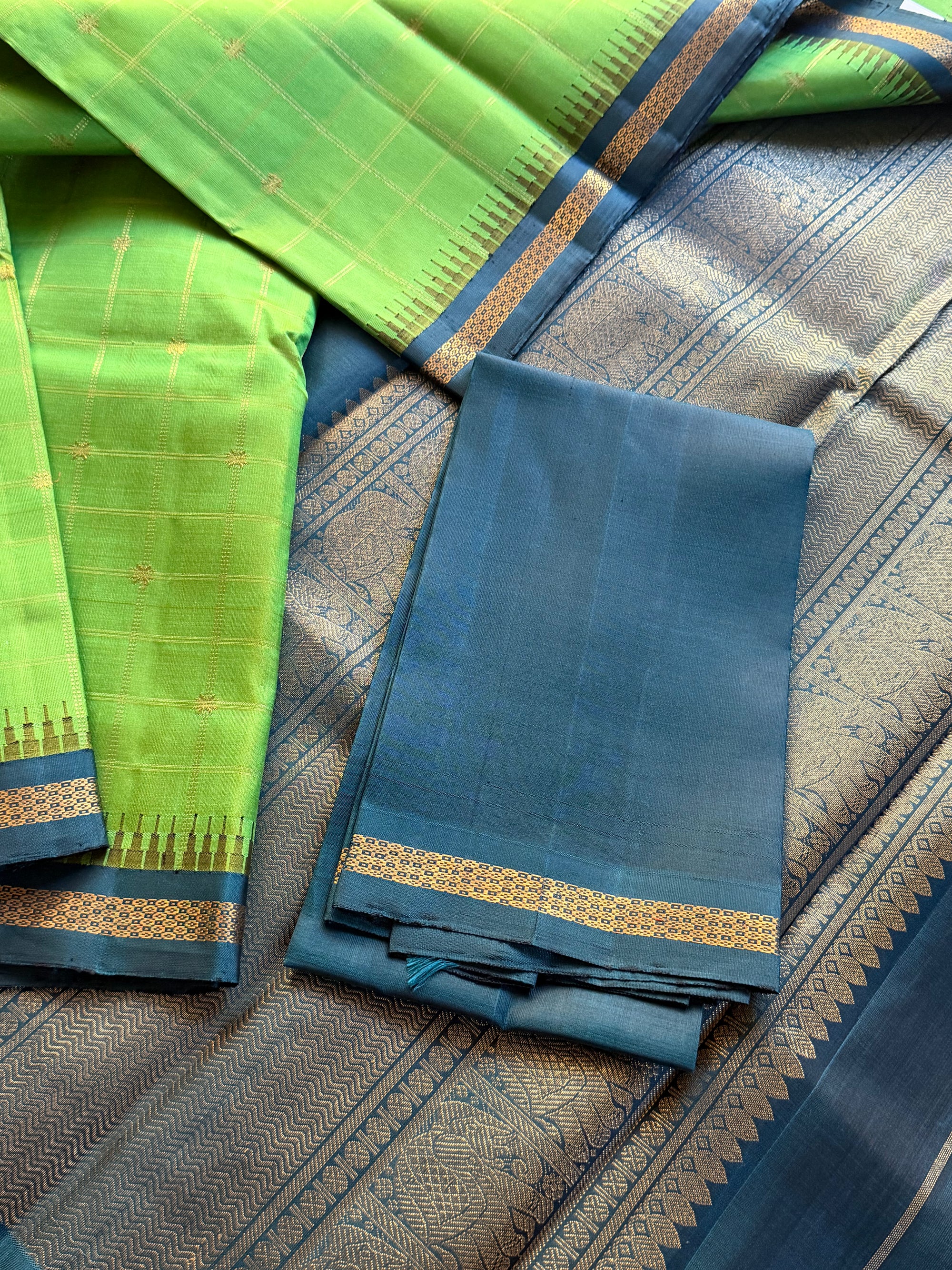MYTHILI:  SHADES OF GREEN (Alli Pachai / Lily Green)