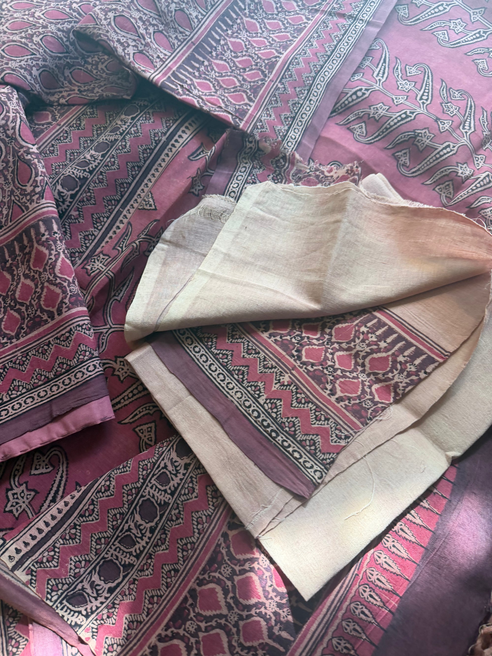 Blockprinted Kodalikaruppur - Linen