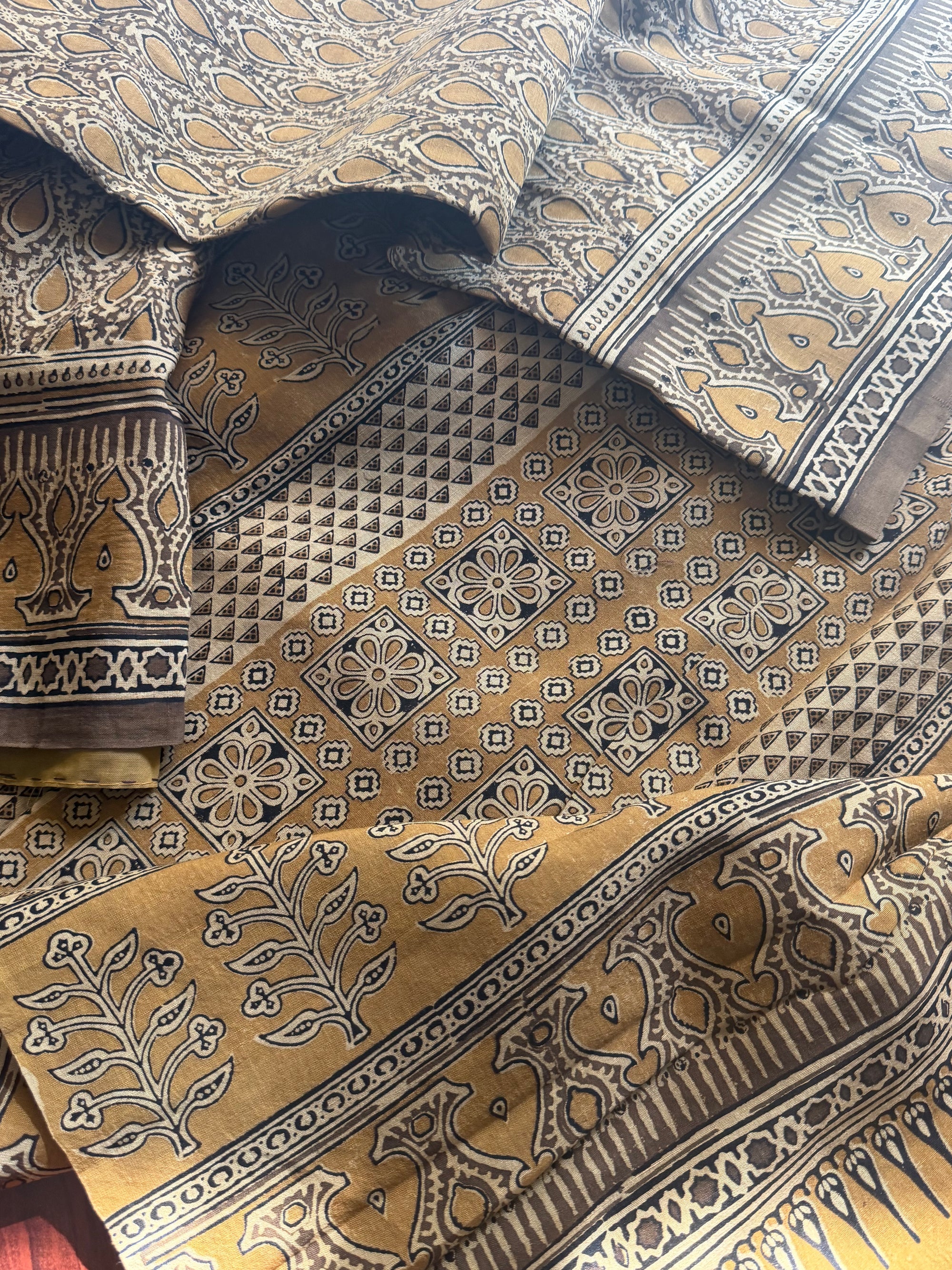 Blockprinted Kodalikaruppur - Linen